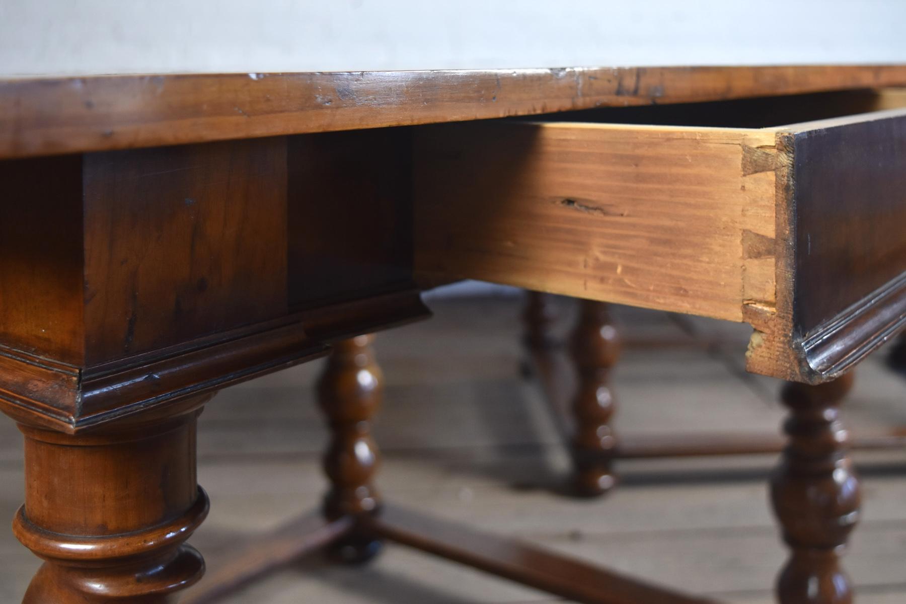 Pair of French (Alsace) 18th Century Trompe l'Oeil Veneered Center / side Tables For Sale 4