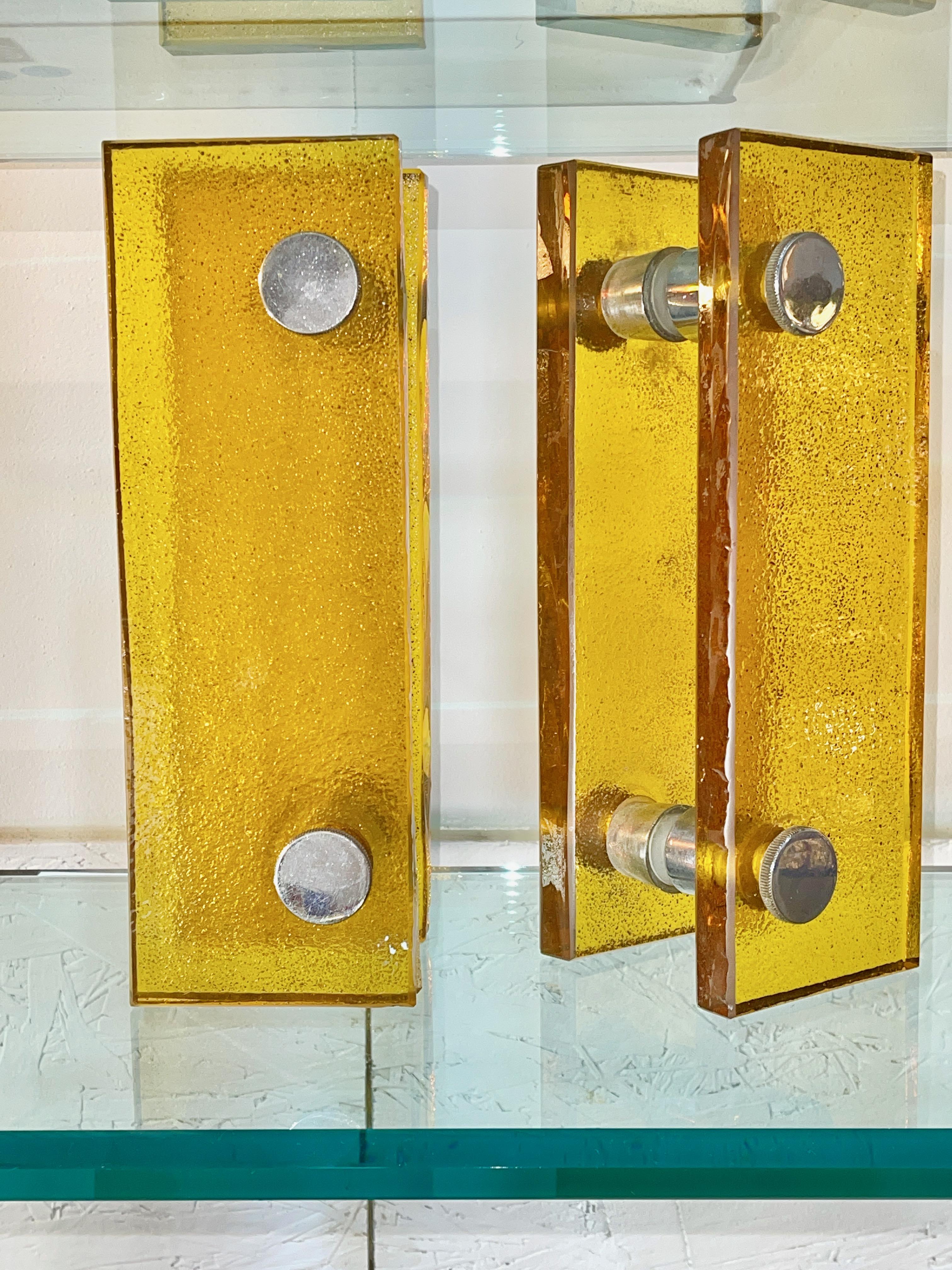 Paire de poignées de porte en verre jaune ambré français 5