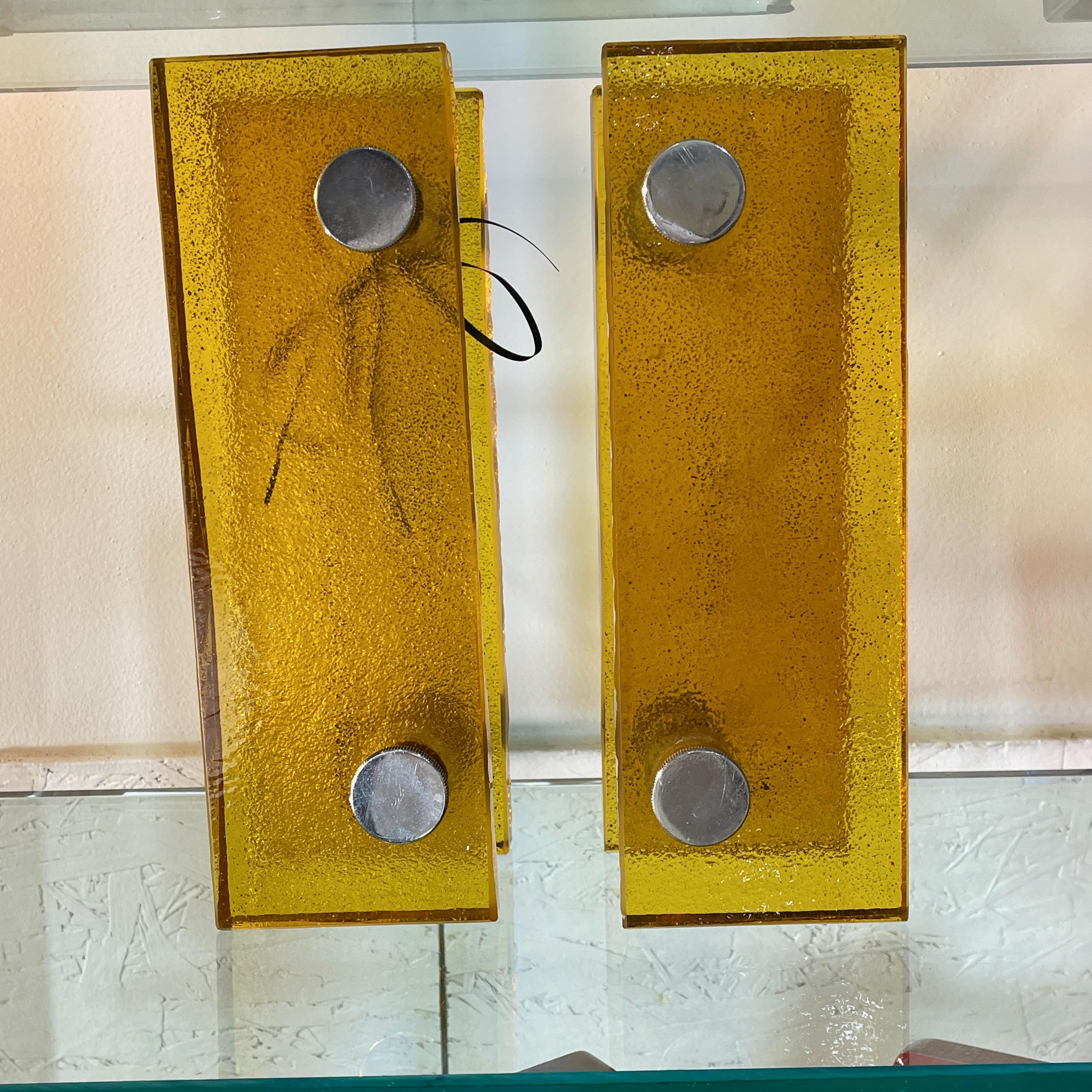 Paire de poignées de porte en verre jaune ambré français Bon état à Hanover, MA