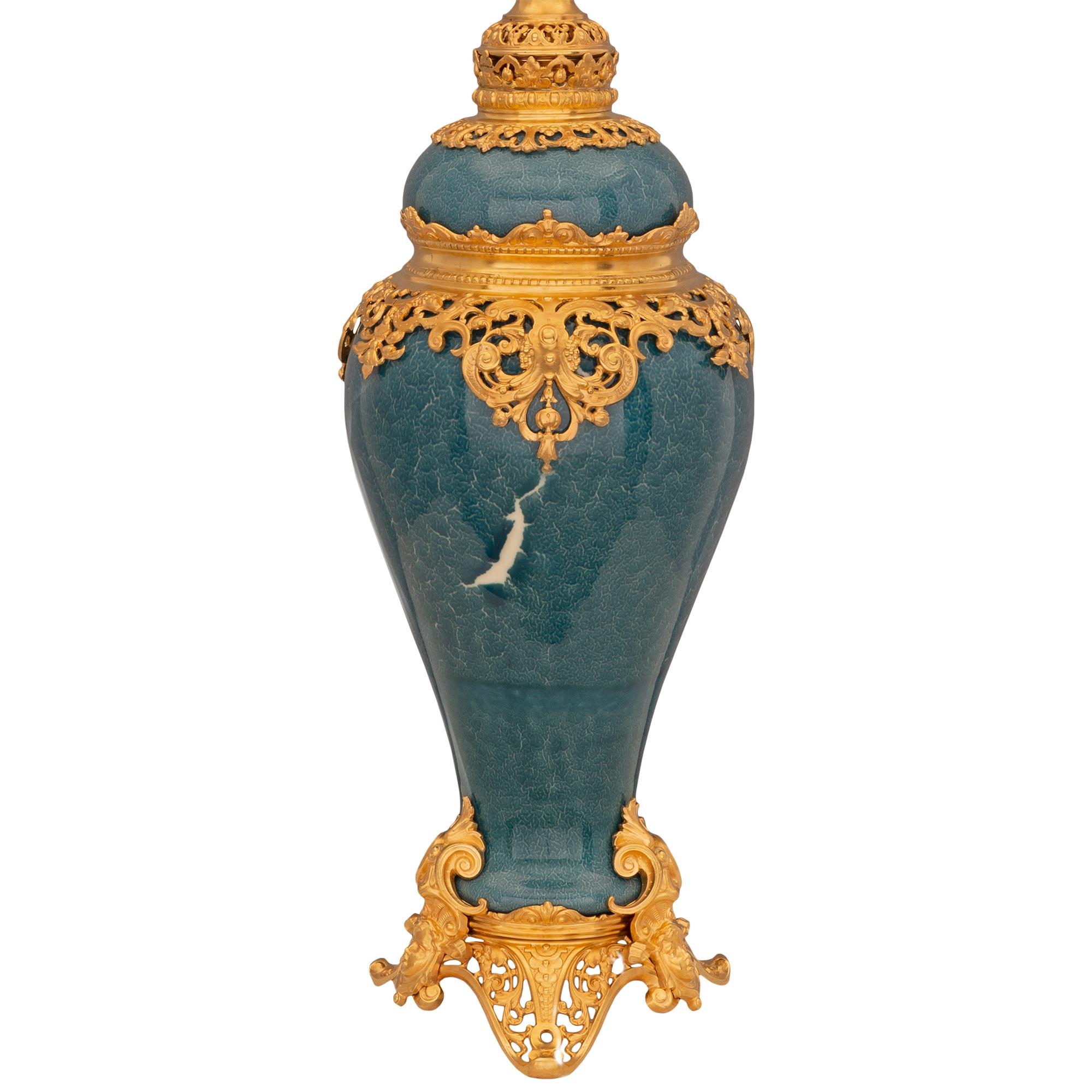 Paar französische und asiatische Lampen im Régence-Stil des 19. Jahrhunderts (Regency) im Angebot