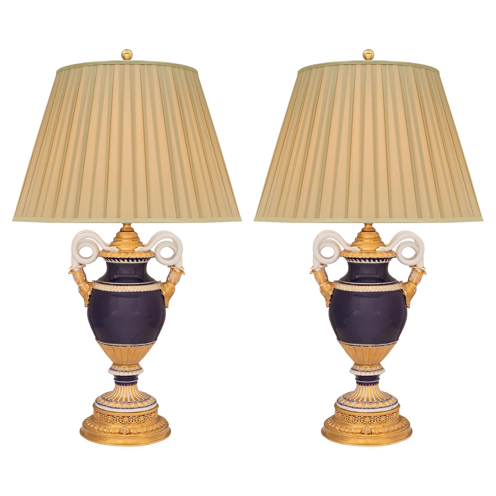 Pair of French and German Collaboration 19th Century Porcelain and Ormolu Lamps For Sale