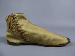 Pair of french ankle boots in challis and leather Circa 1840