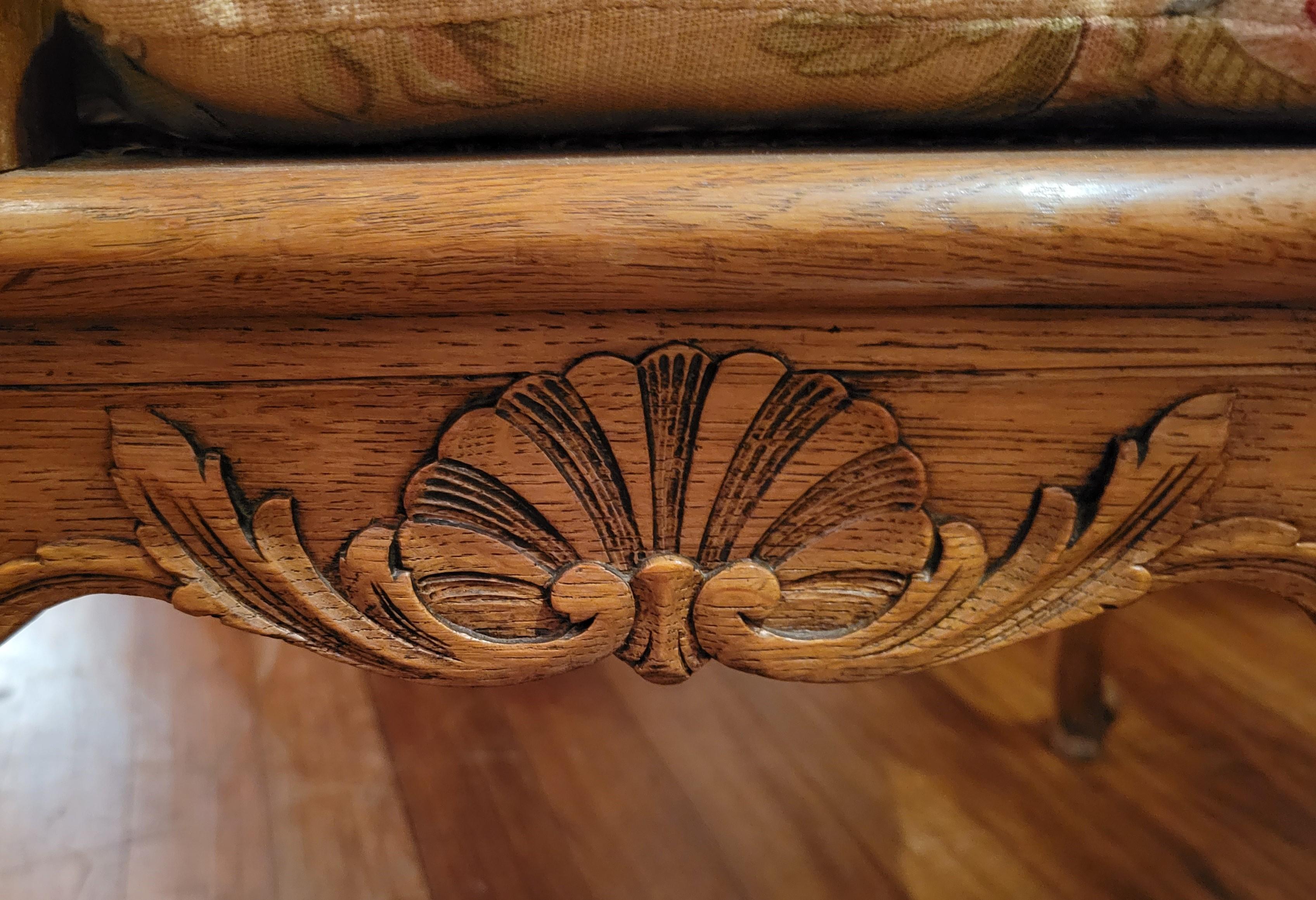 Pair of French Antique Carved Elm Armchairs, circa 1910-1920 For Sale 3