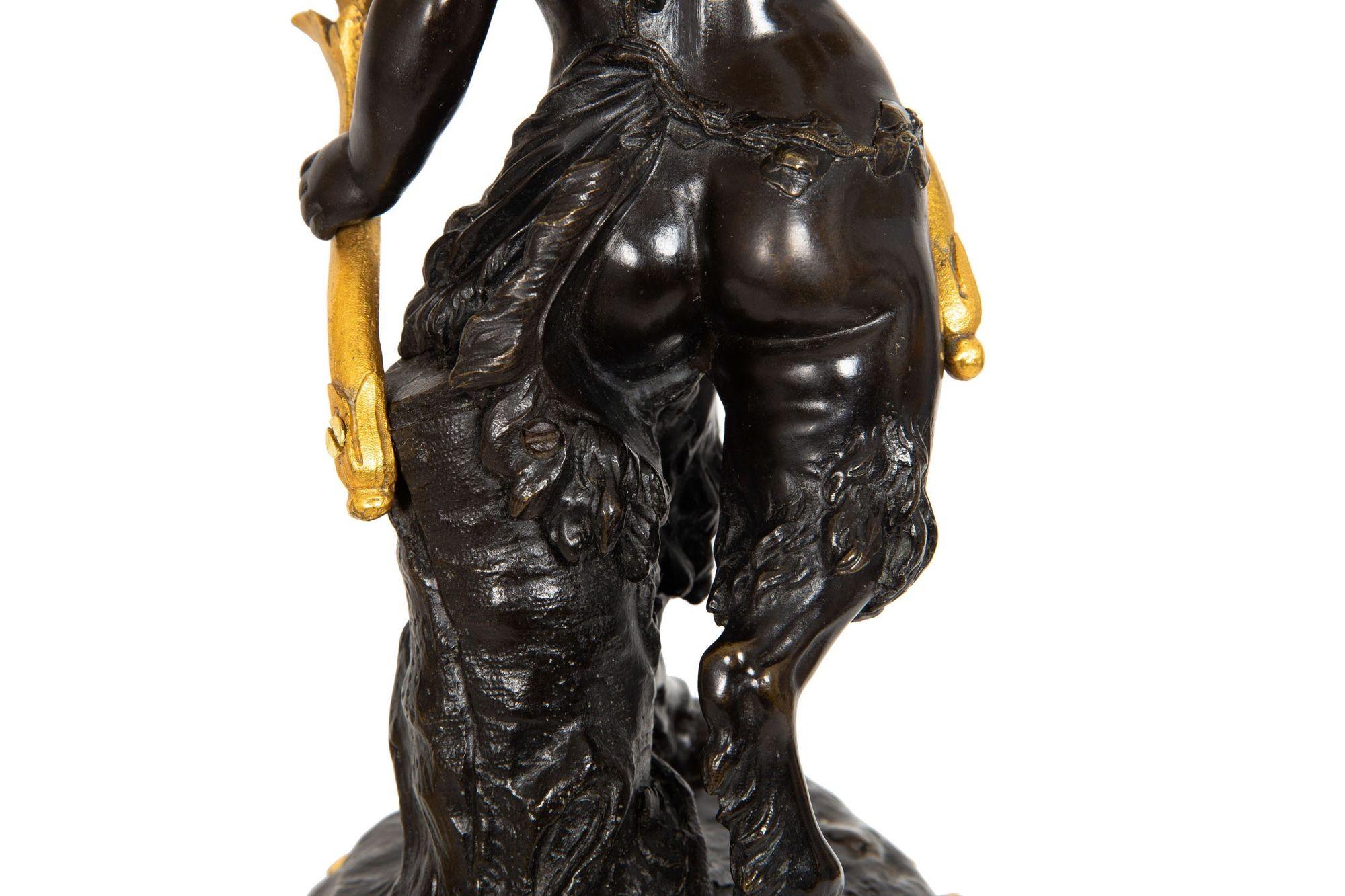 Paire de candélabres français anciens à quatre lumières « Satyre et Bacchante » d'après Clodion en vente 3