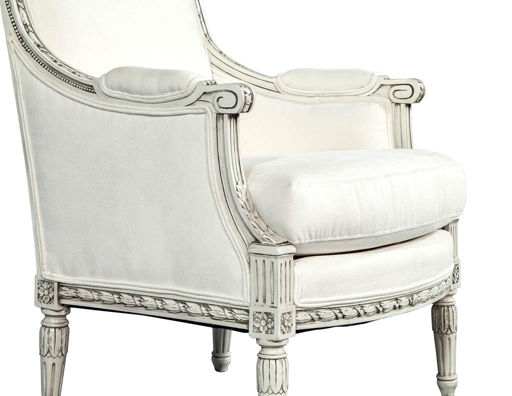 Pair of French Antique Louis XVI Antique Bergère Armchairs For Sale 1