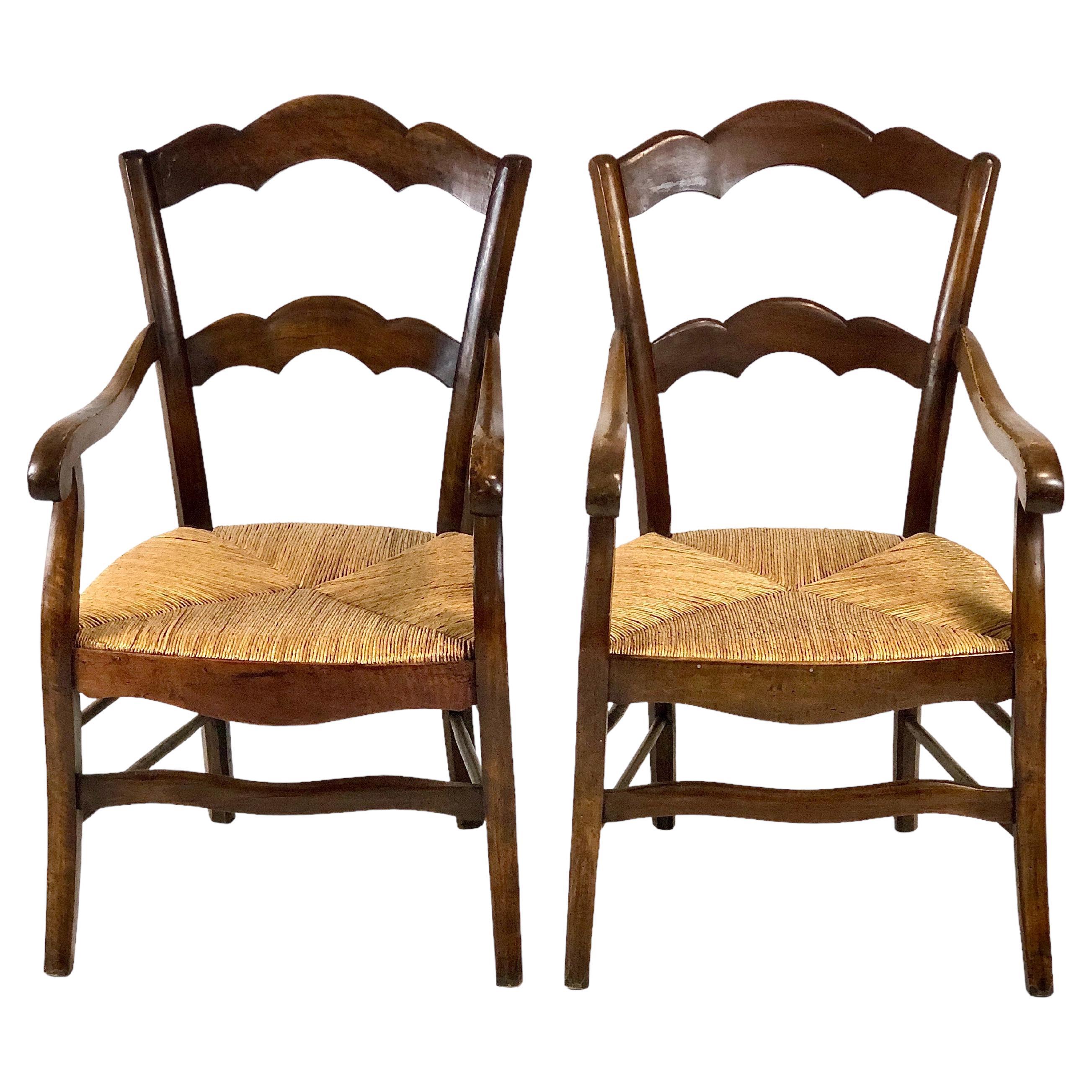 19th Century Pair of French Walnut Armchairs For Sale