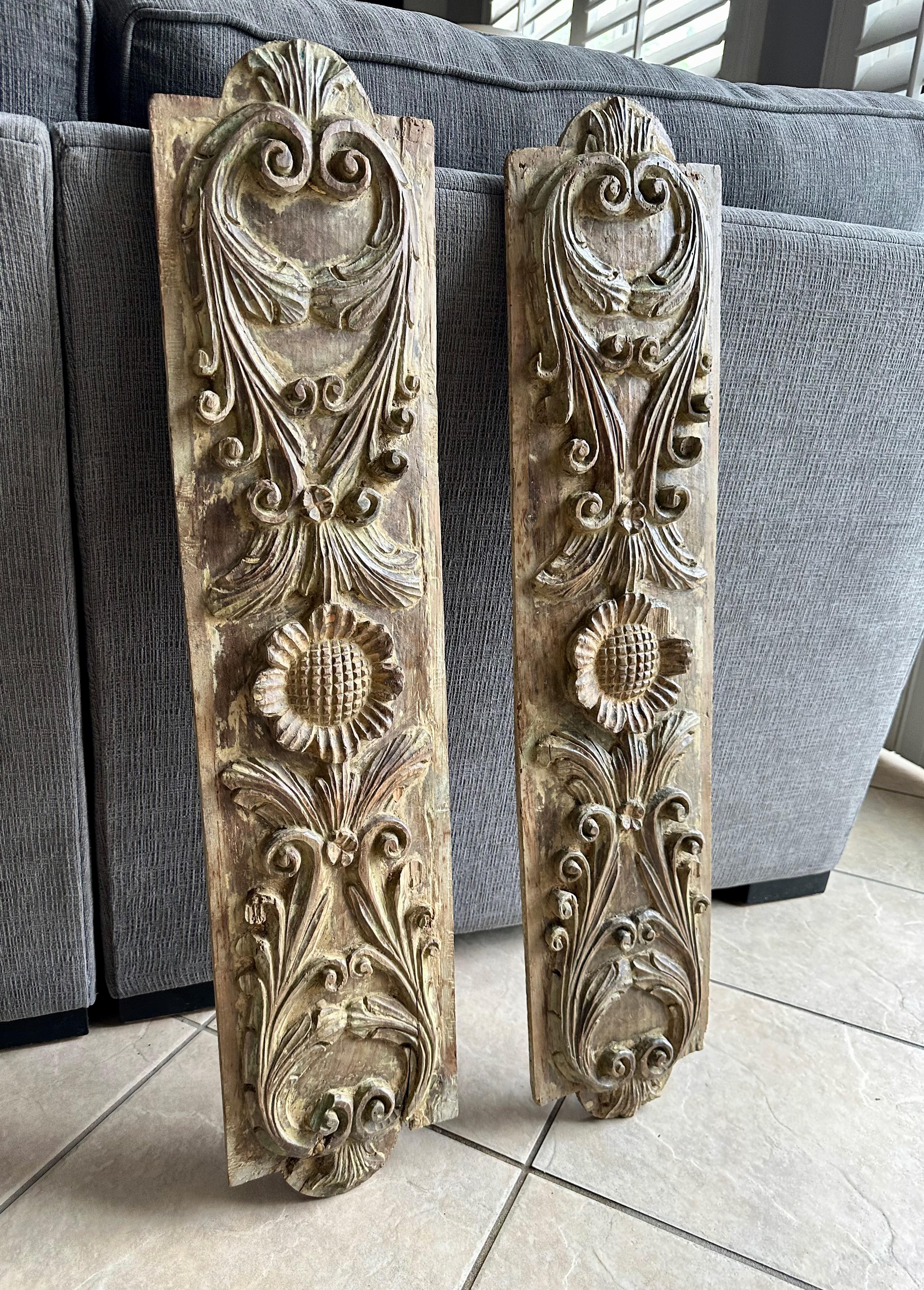 19th Century Pair of French Architectural Carved Giltwood Fragments Wall Art For Sale