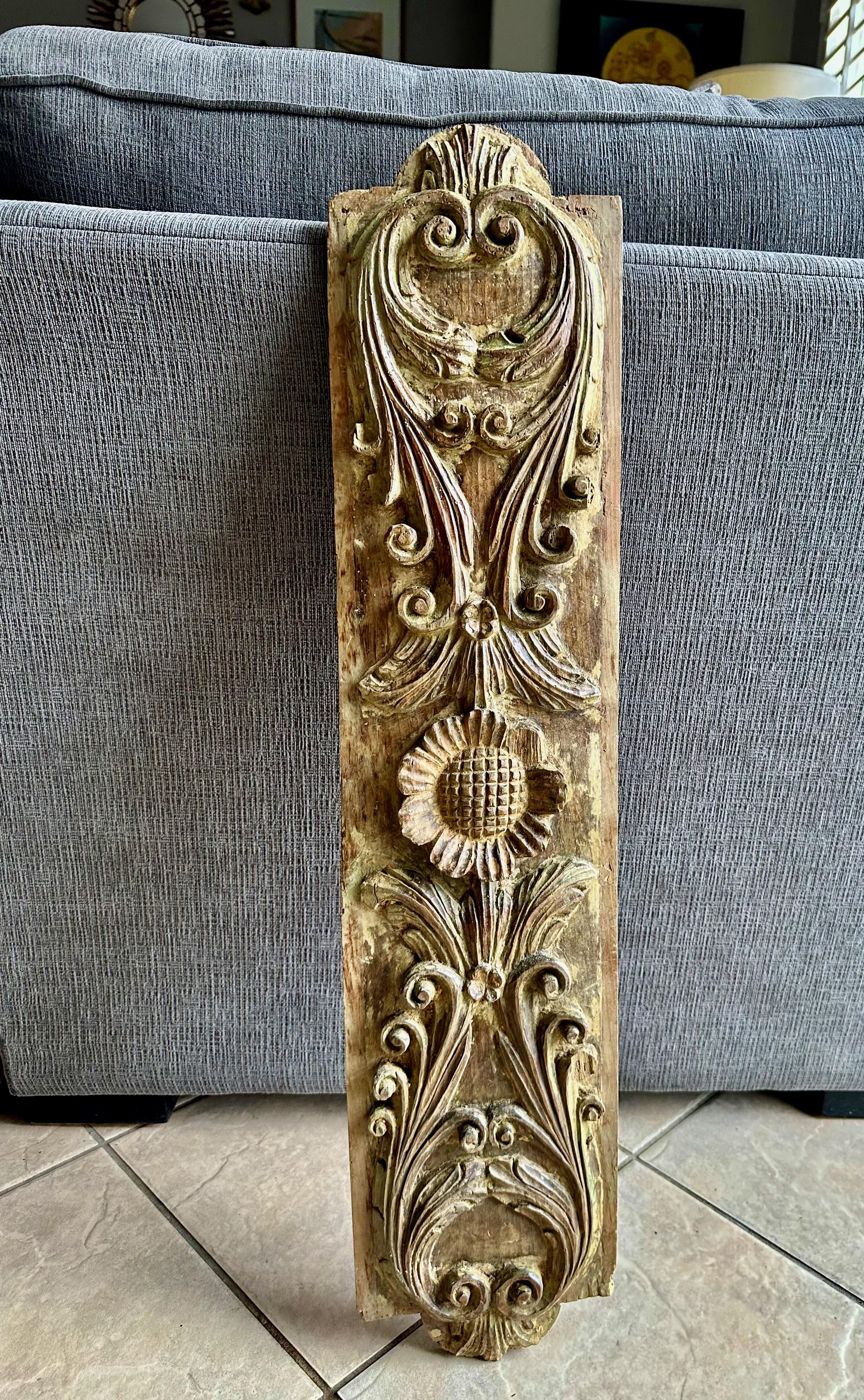 Wood Pair of French Architectural Carved Giltwood Fragments Wall Art For Sale