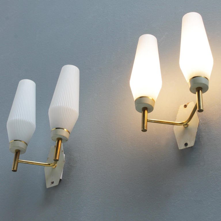 Pair of French Arlus Wall Lights In Good Condition For Sale In JM Haarlem, NL