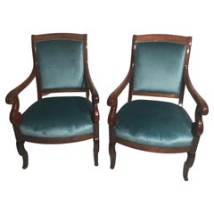 Paire de fauteuils français, 1830, noyer