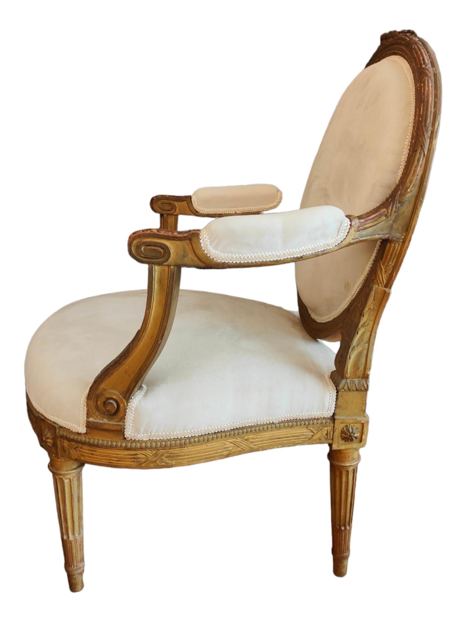 Paire de fauteuils français 18ème siècle en vente 5