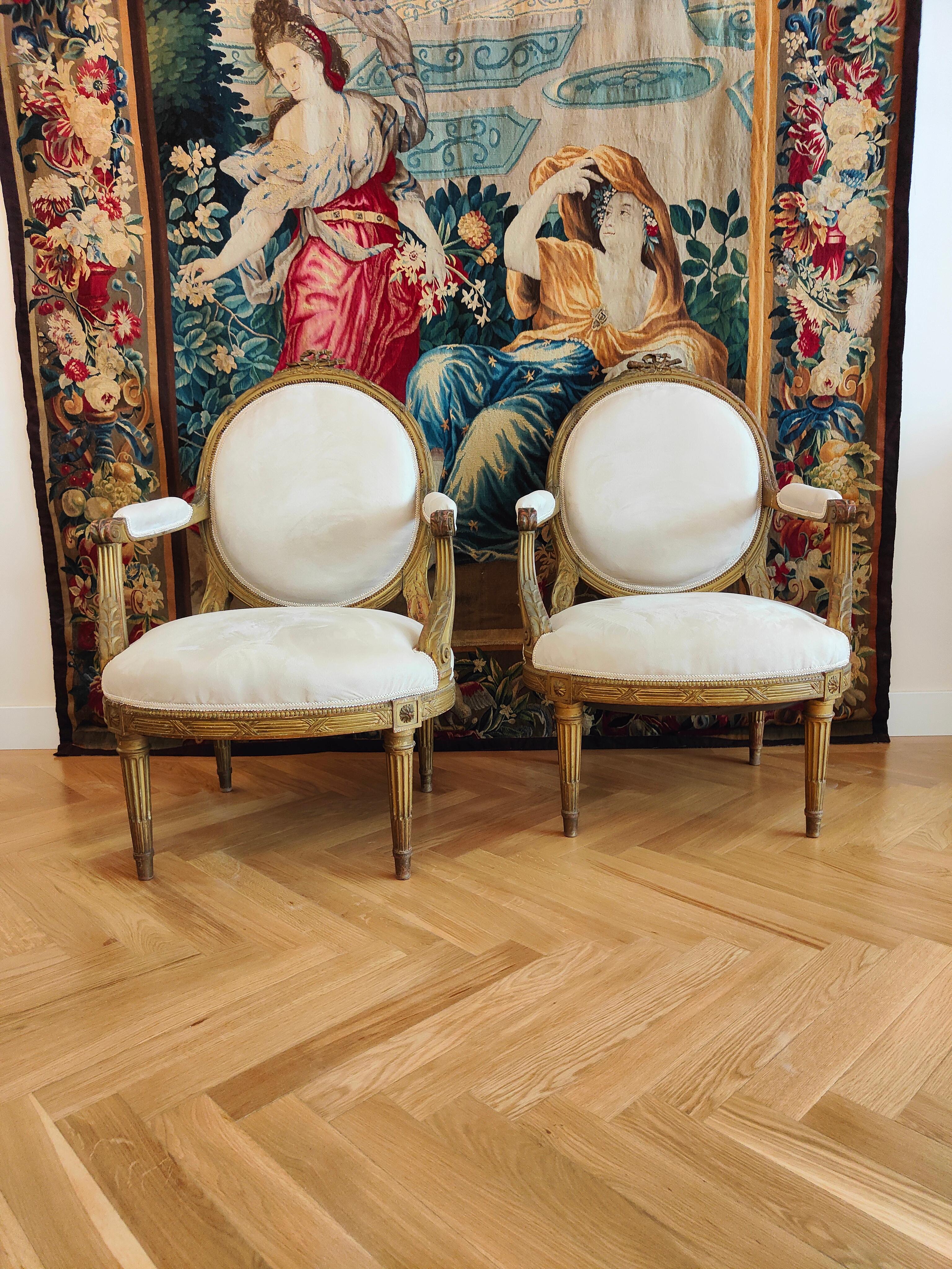 Pair Of French ArmChairs 18th Century For Sale 1