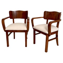 Pair of French Art Deco Armchairs in Walnut Upholstered in White Boucle', 1930s