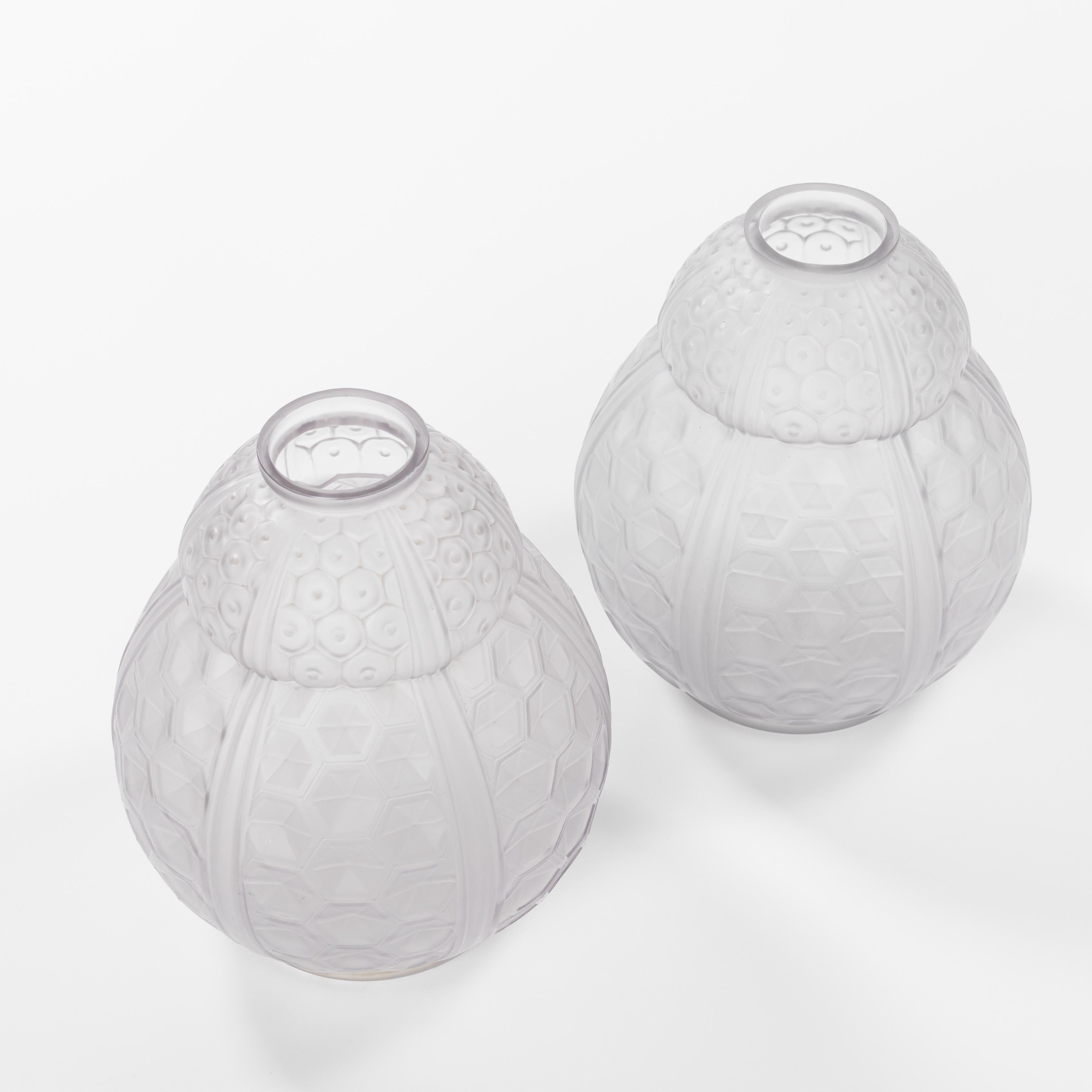 Pressed Pair of French Art Déco Art-Glass Vases in Geometric Design by Oreor, 1930s For Sale