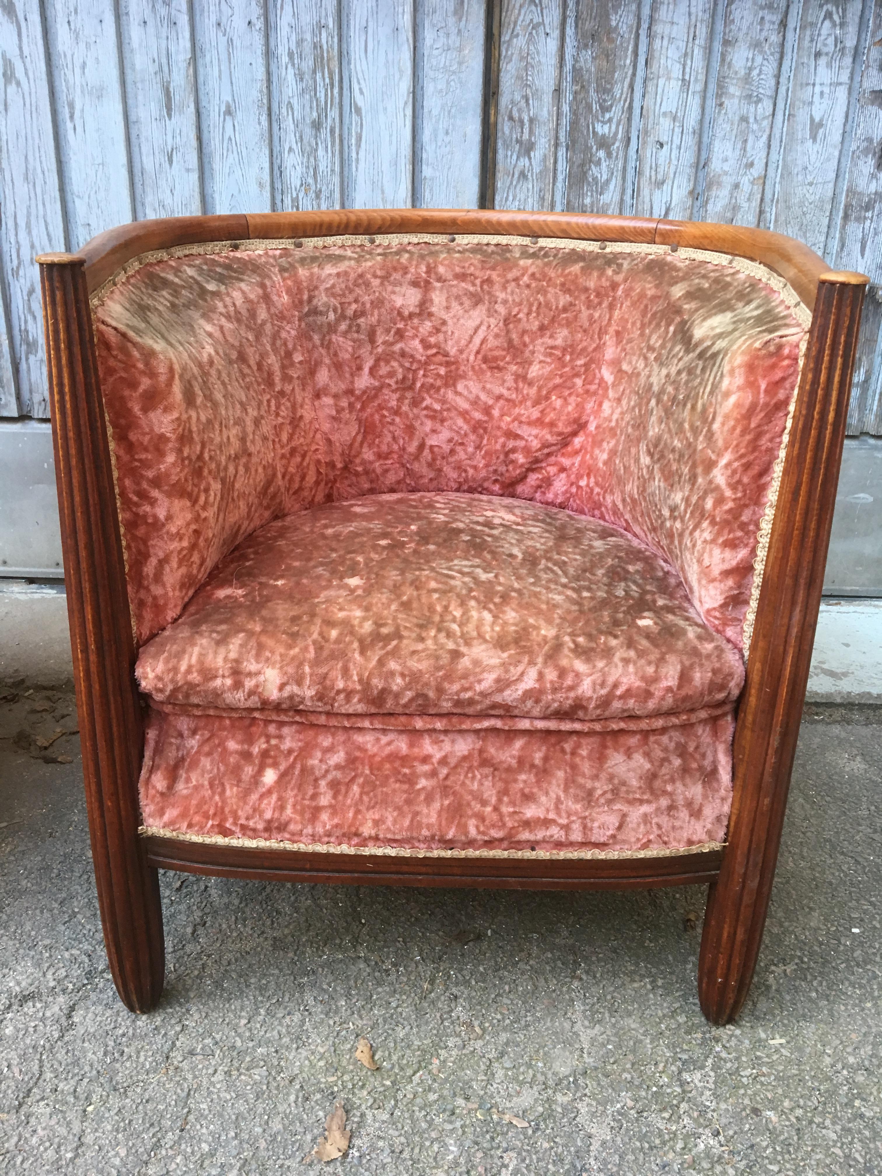 Pair of French Art Deco Barrel Club Chairs in Original Pink Velvet Fabric 1