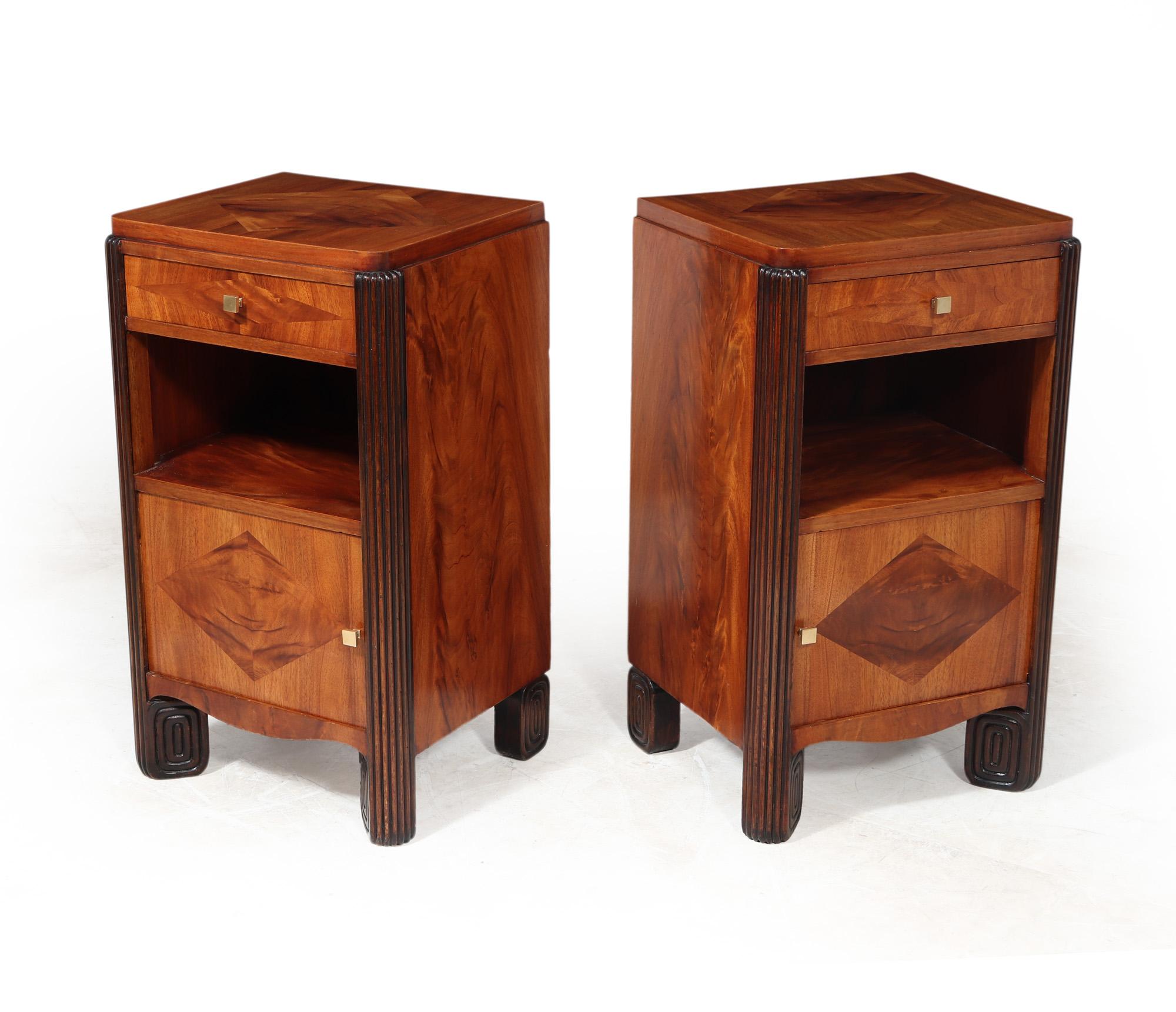 Pair Of French Art Deco bedside Cabinets by Michel Dufet In Excellent Condition For Sale In Paddock Wood Tonbridge, GB