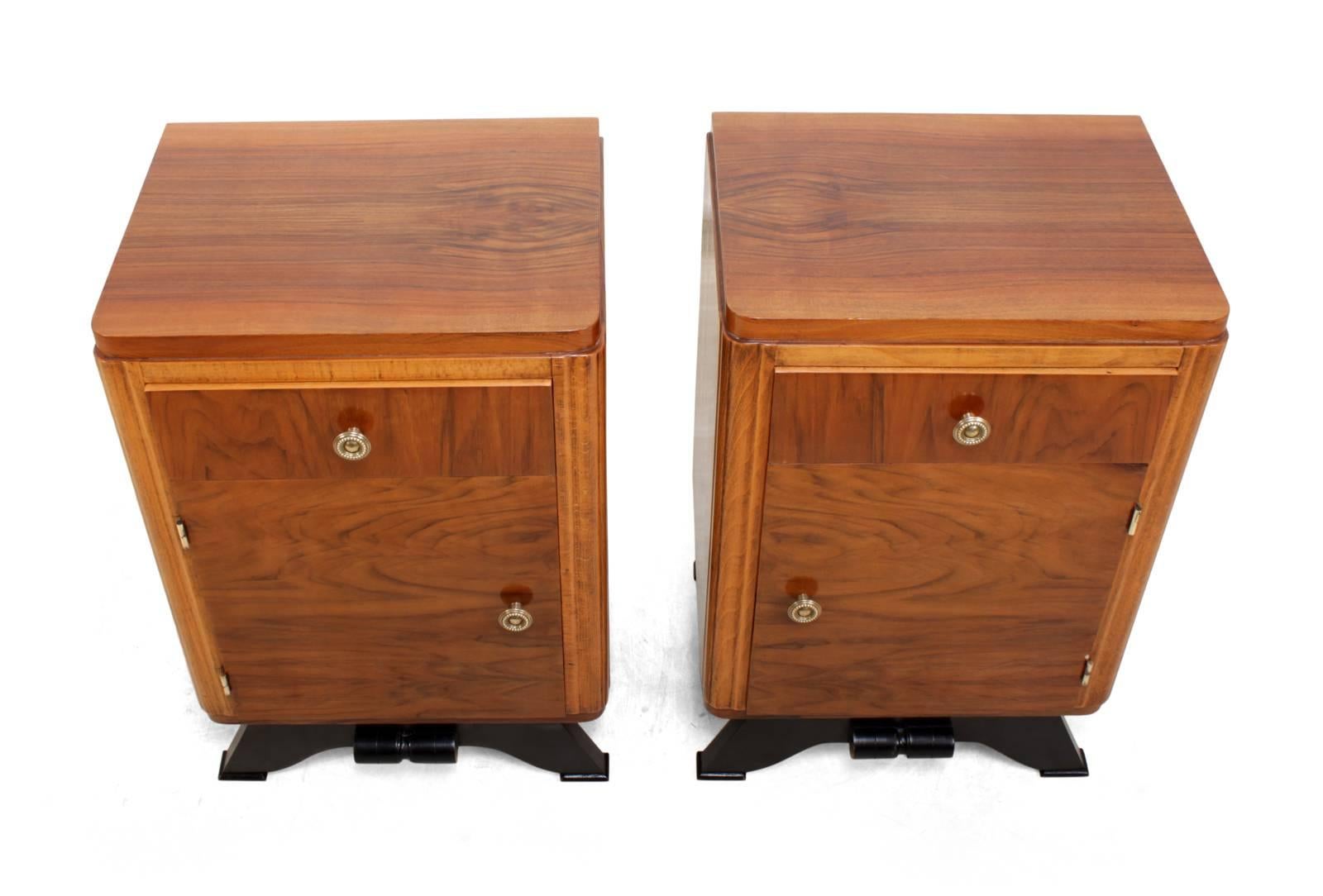 Pair of French Art Deco bedside cabinets
A pair of opposite art deco bedside cabinets produced in France in the 1930s. They are single drawer with cupboard below, solid brass hinges and handles. The cabinets have been professionally hand polished