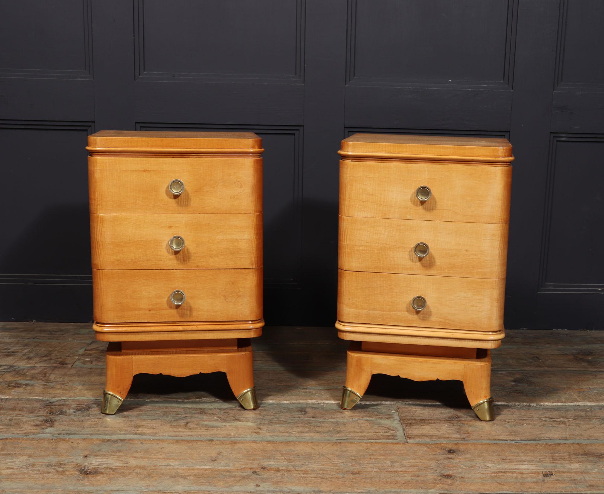 Pair of French Art Deco Bedside Chests in Sycamore In Excellent Condition For Sale In Paddock Wood Tonbridge, GB