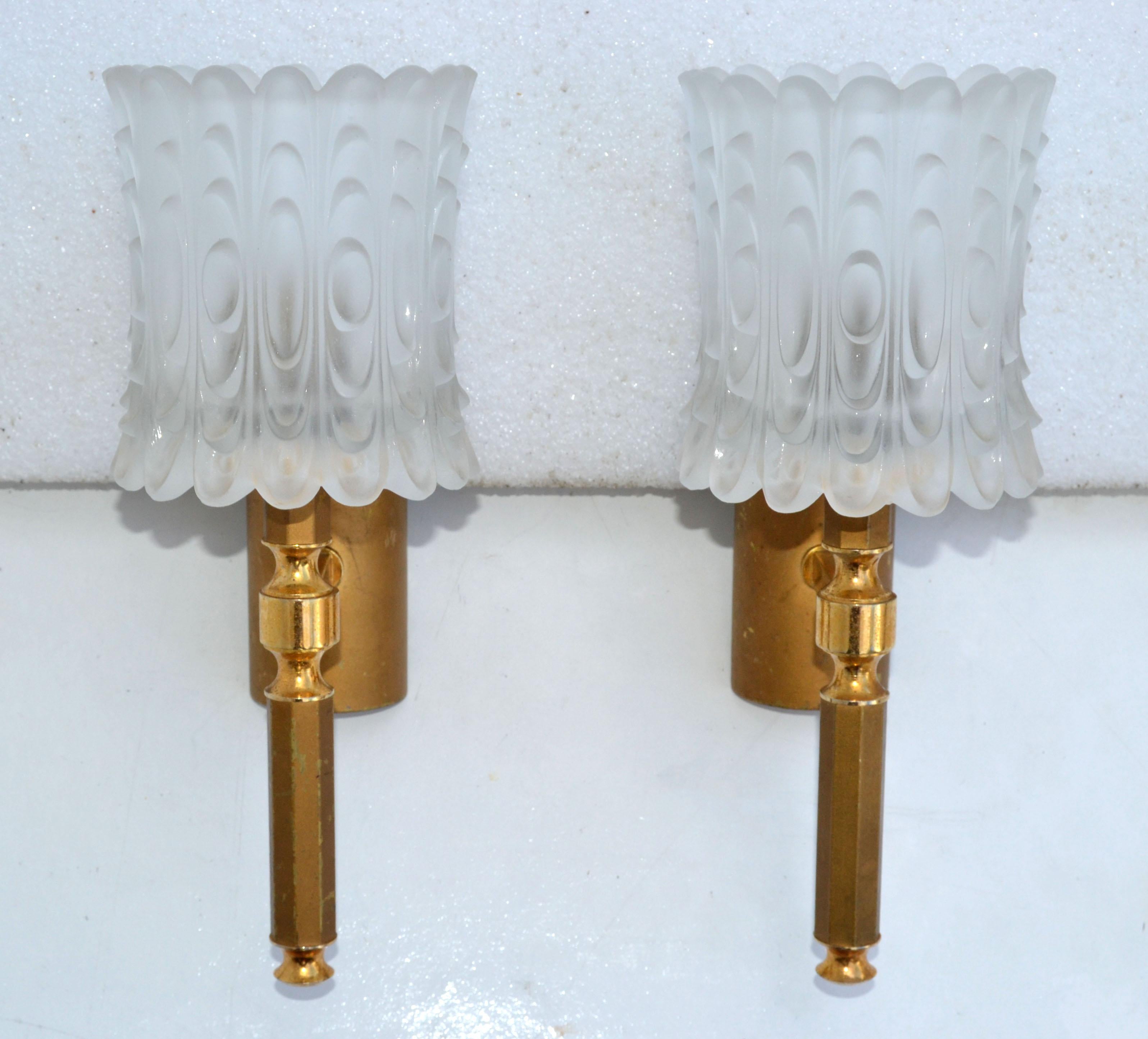 Pair of French Art Deco Brass & Frosted Glass Sconces, Wall Lights In Good Condition For Sale In Miami, FL