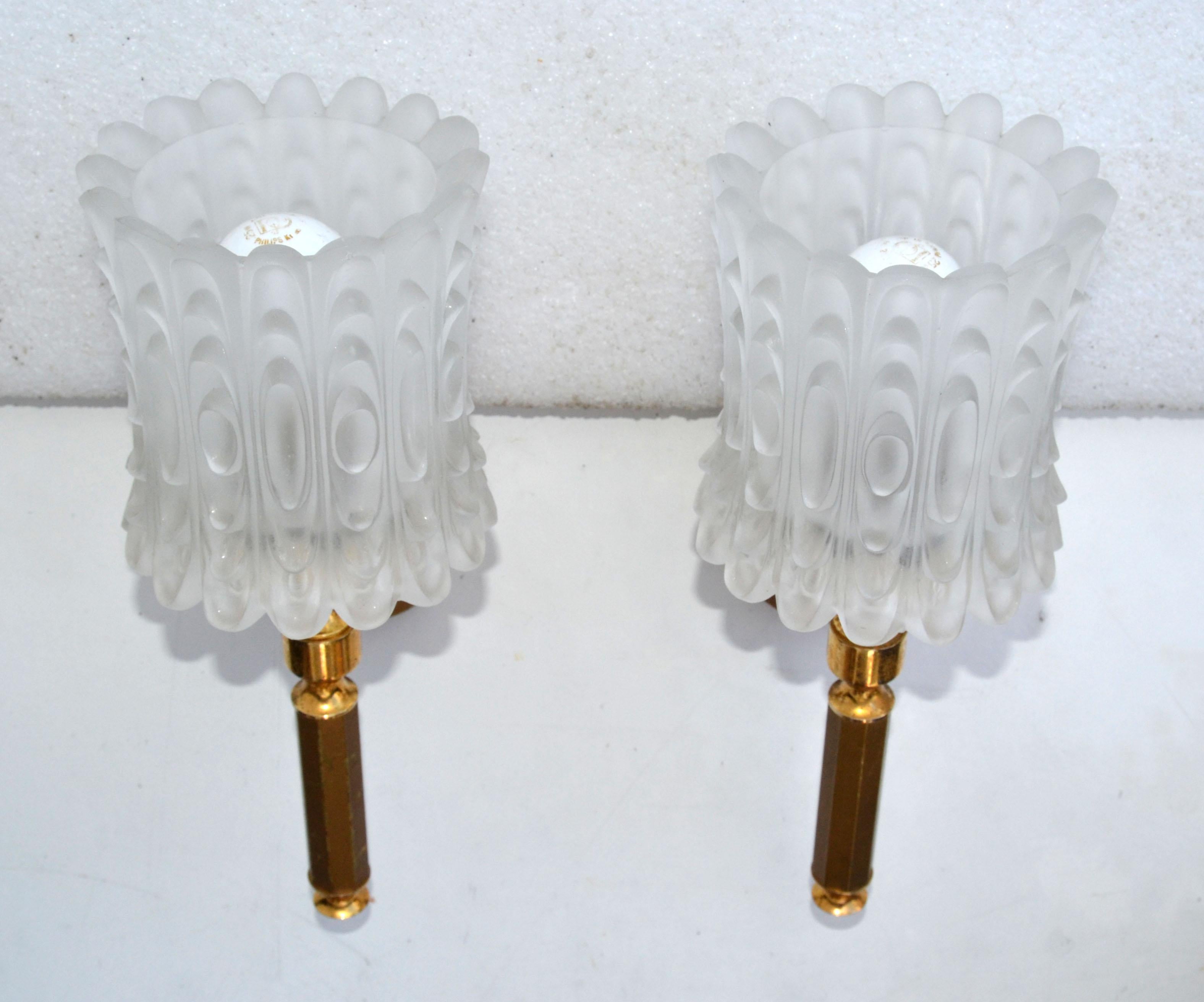 Pair of French Art Deco Brass & Frosted Glass Sconces, Wall Lights For Sale 1