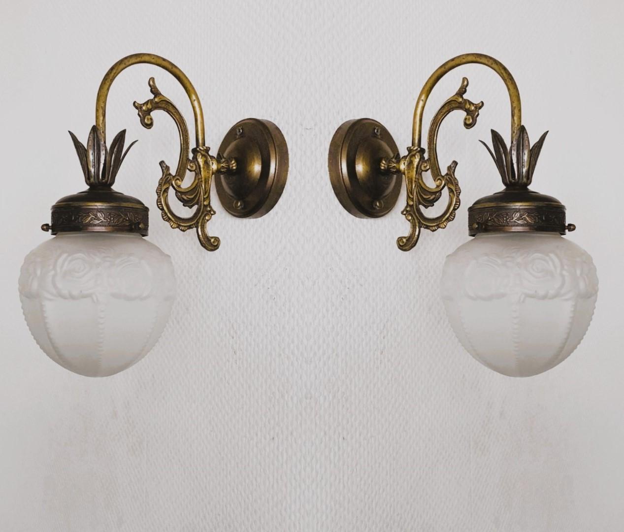 Bronzed Pair of French Art Deco Brass Frosted Glass Wall Sconces, 1930s For Sale