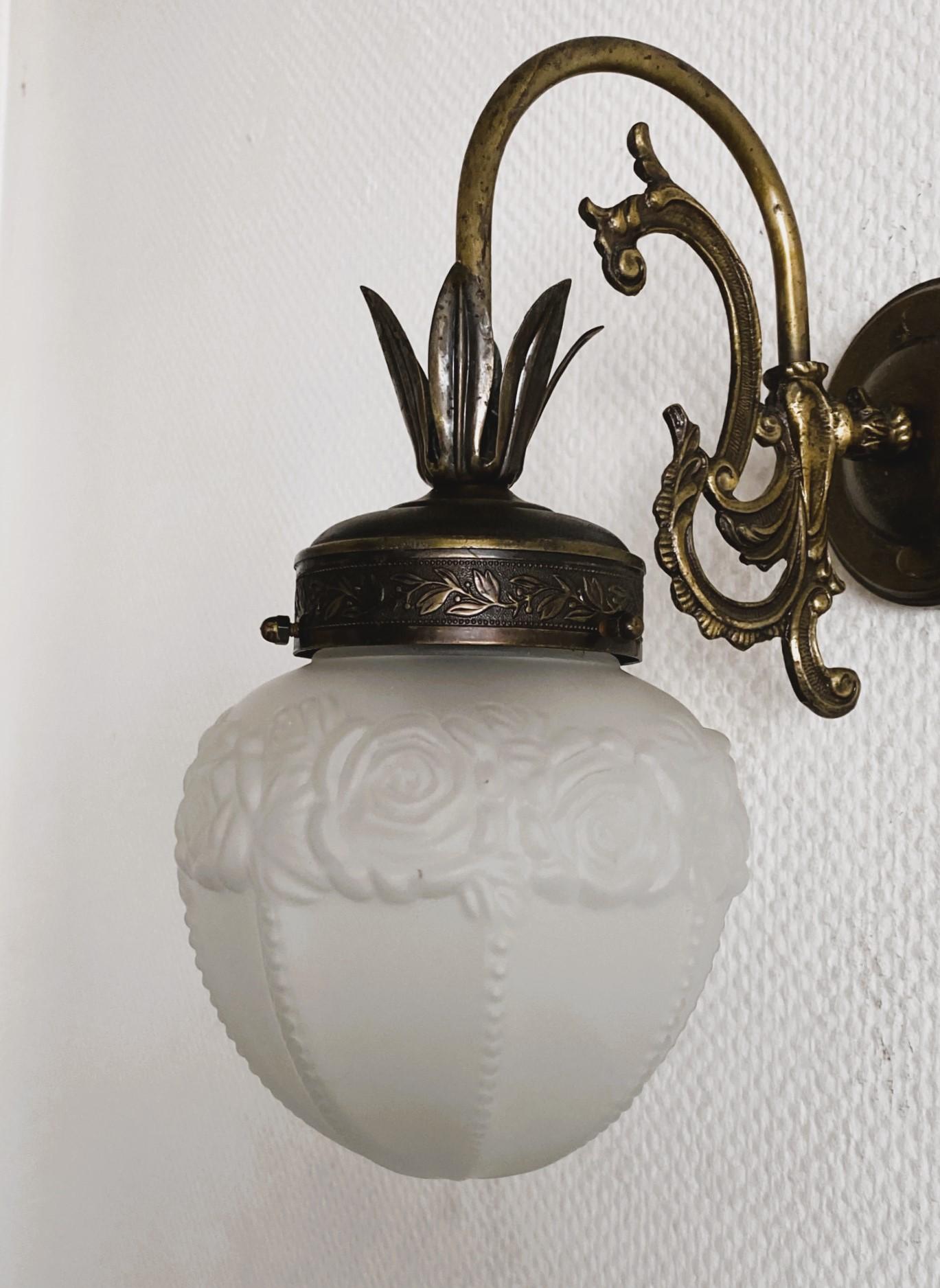 Pair of French Art Deco Brass Frosted Glass Wall Sconces, 1930s For Sale 2