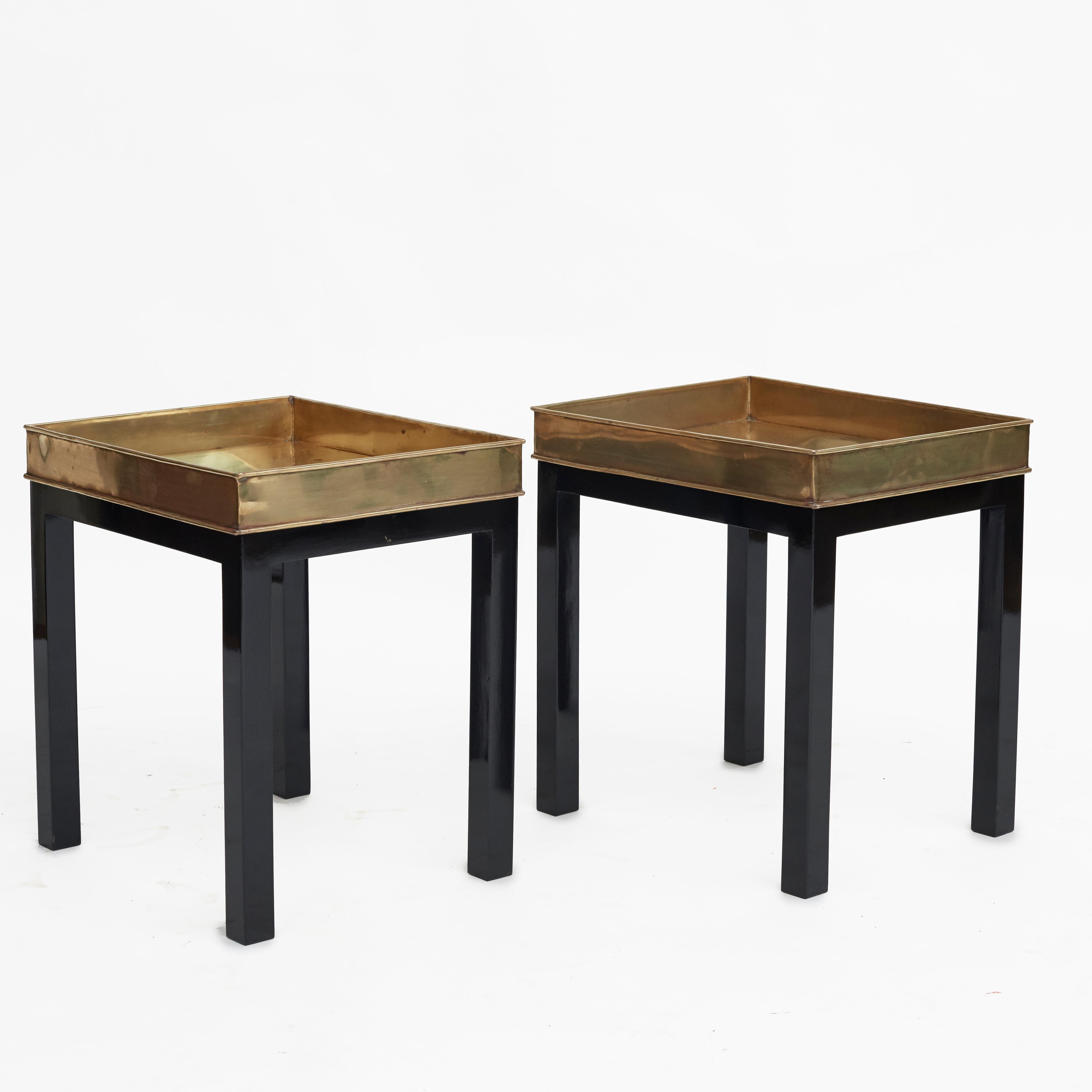 Pair of French Art Deco Brass Tray Tables In Good Condition In Kastrup, DK