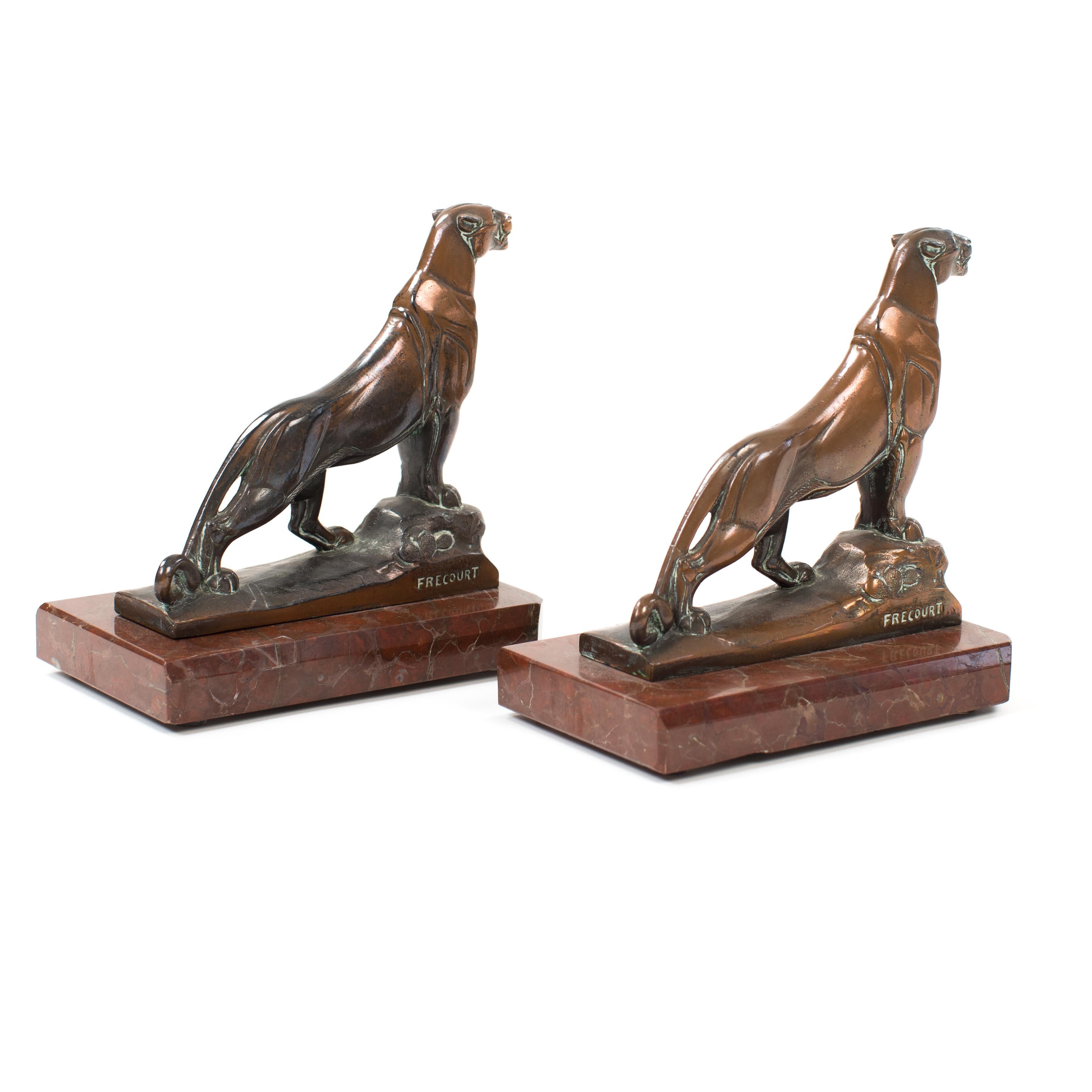 Mid-20th Century Pair of French Art Déco Bronze Panther Bookends on Marble base, signed Frecourt