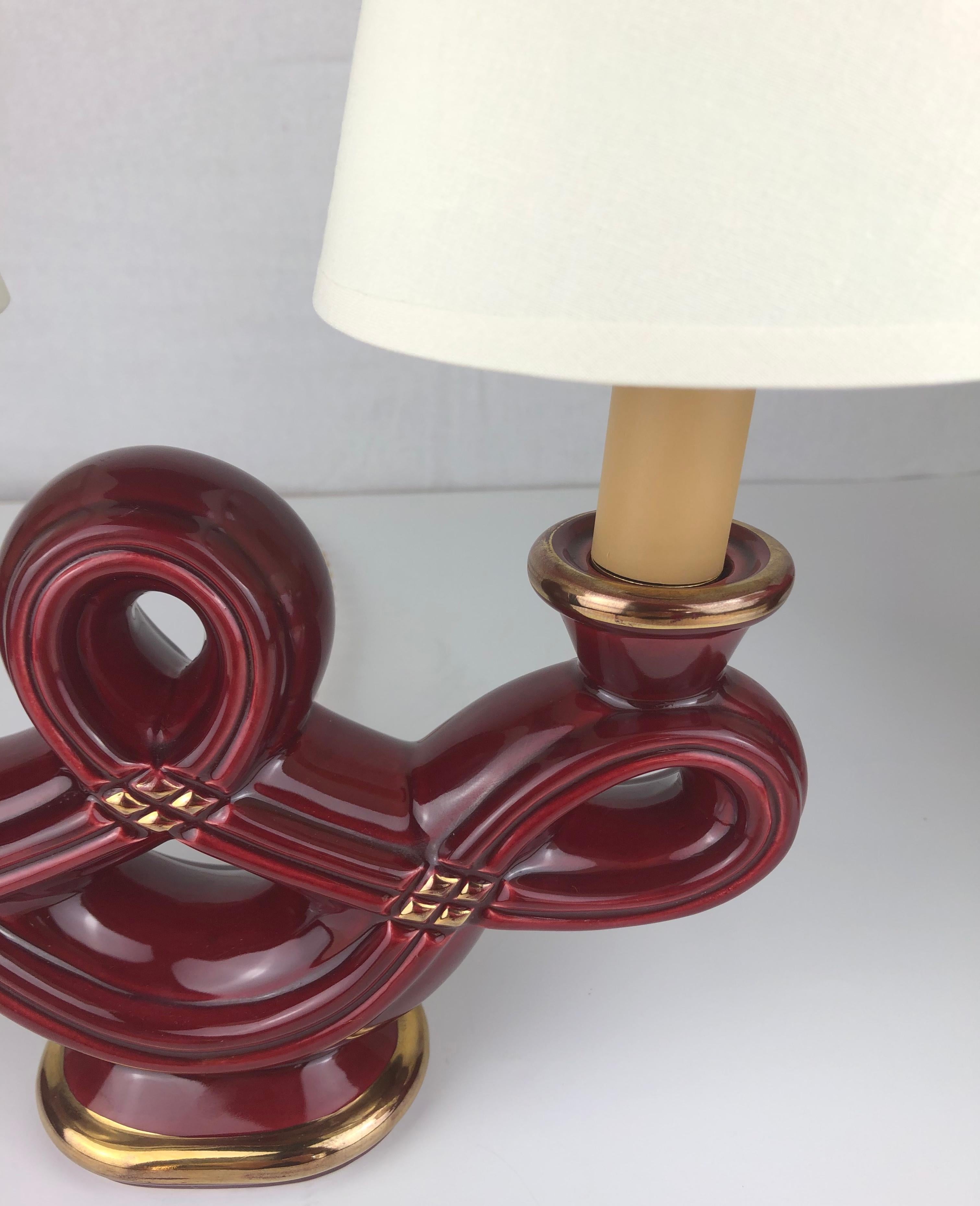 Pair of French Art Deco Burgundy and Gold Trimmed Swirled Faience Table Lamps In Good Condition For Sale In Miami, FL