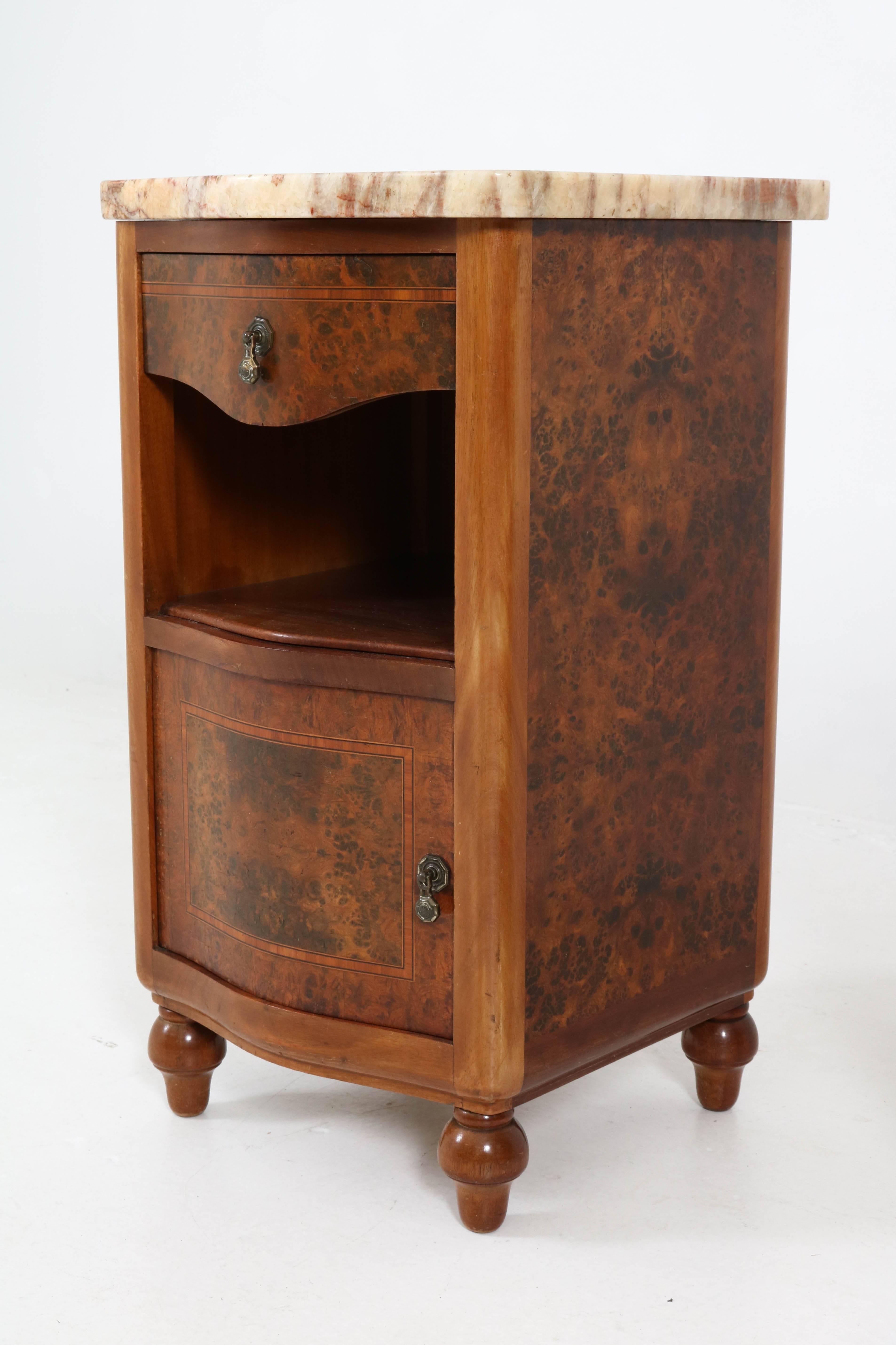 Pair of French Art Deco Burl Walnut Nightstands or Bedside Tables, 1930s 5