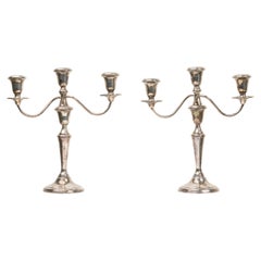 Pareja de candelabros franceses Art-Deco Cartier de plata