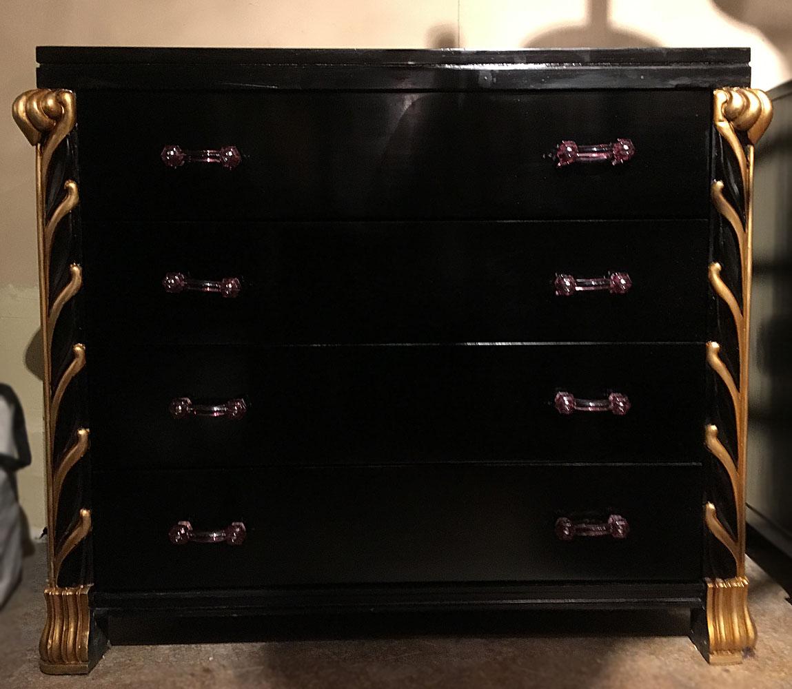 Mid-20th Century Pair of French Art Deco Chests of Drawers For Sale