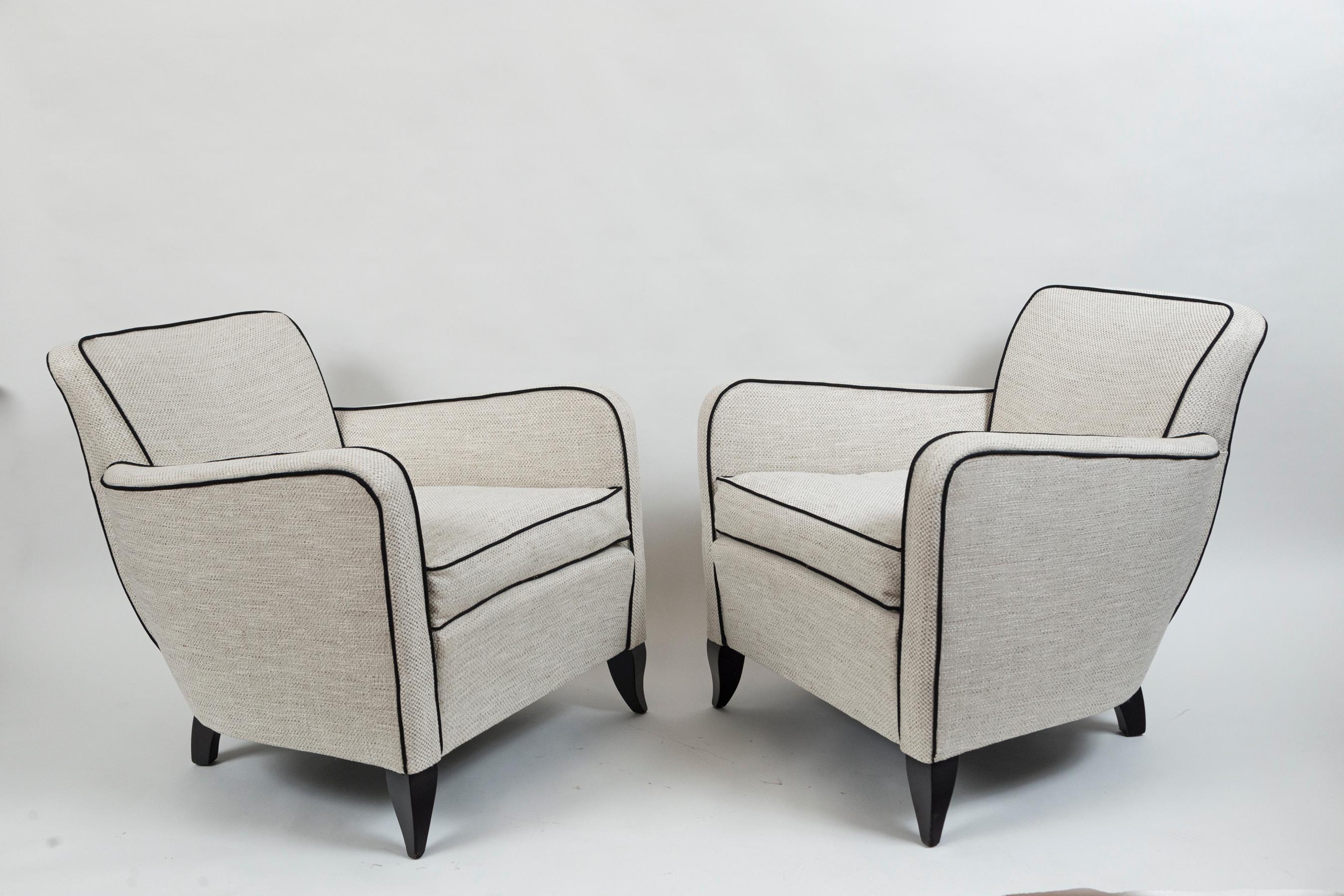 A wonderful Art Deco Style Club Chairs with dark stained beech feet very much in the manner of Leleu
Re-upholstered in a luxurious creme linen weave with black piping
Note, an extremely comfortable and supportive seat
Origin: France
Condition: