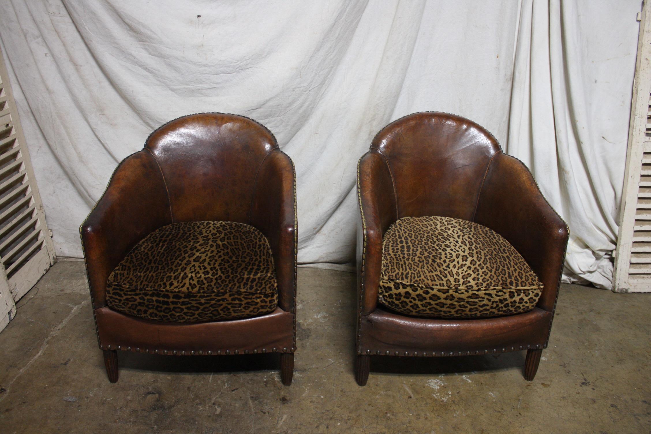 Pair of French Art Deco Club Chairs In Good Condition In Stockbridge, GA
