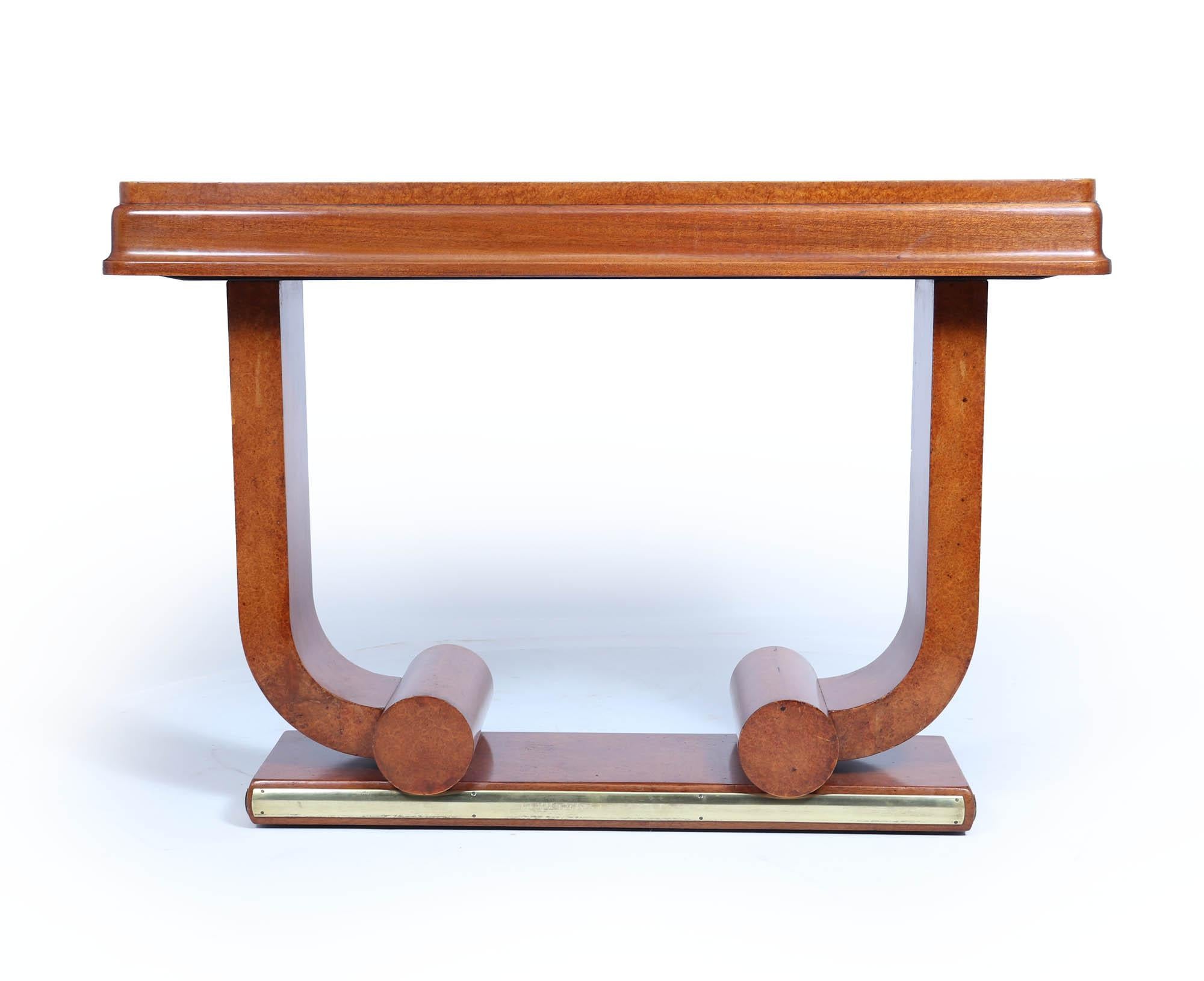 Early 20th Century Pair of French Art Deco Console Tables in Amboyna c1925 For Sale
