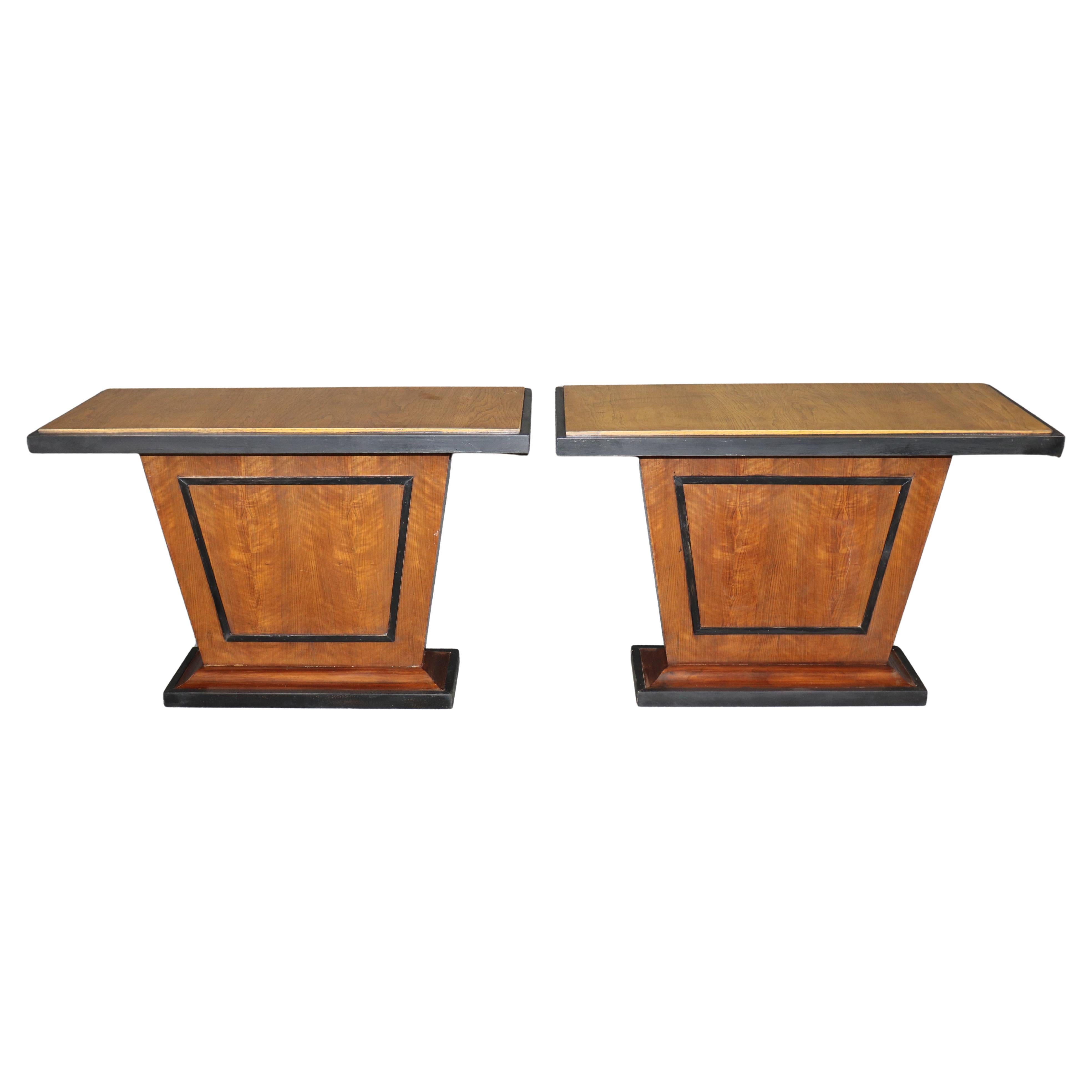 Pair of French Art Deco Console Tables in the Manner of Ruhlmann For Sale