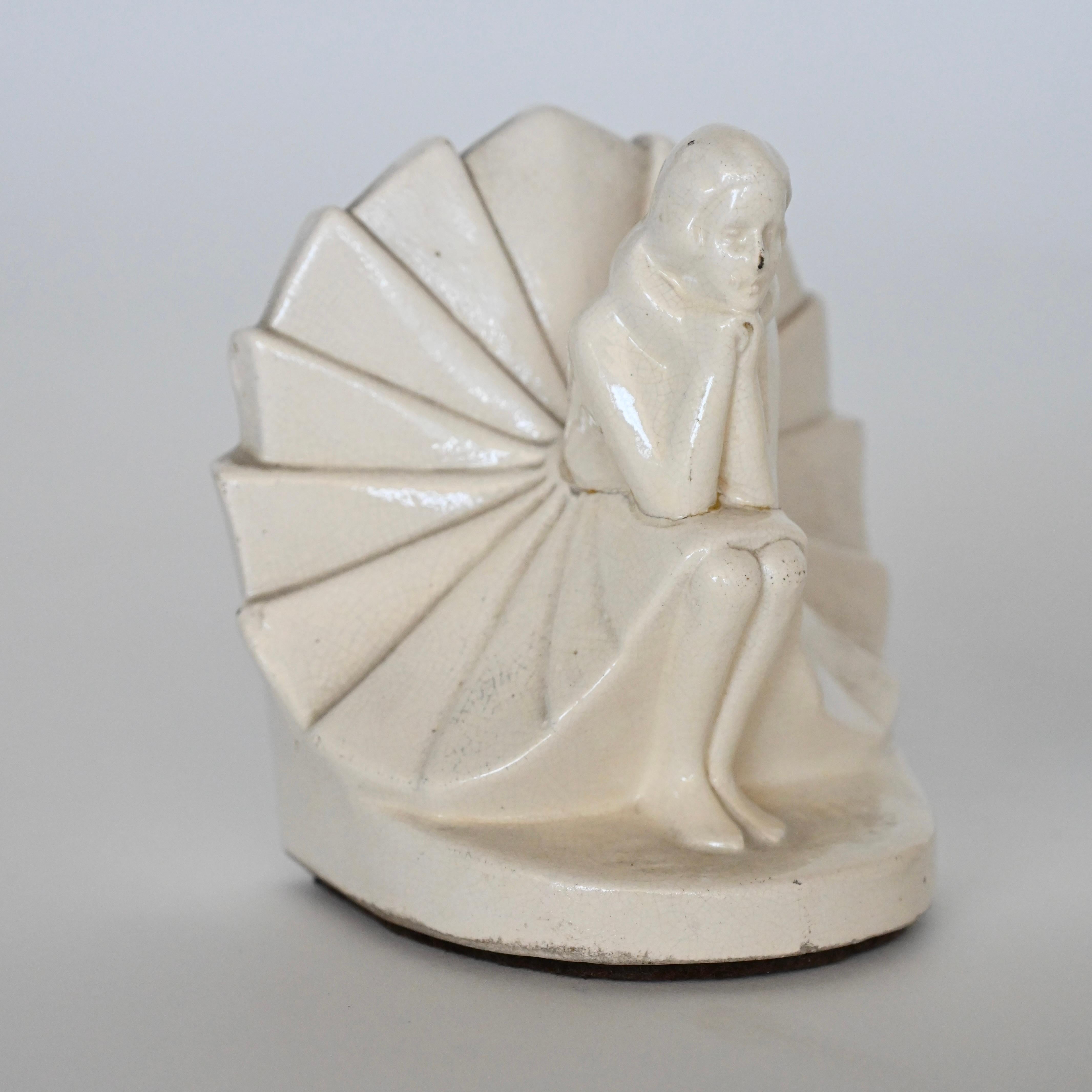 Pair of French Art Deco craquelé bookends In Good Condition For Sale In Malibu, CA