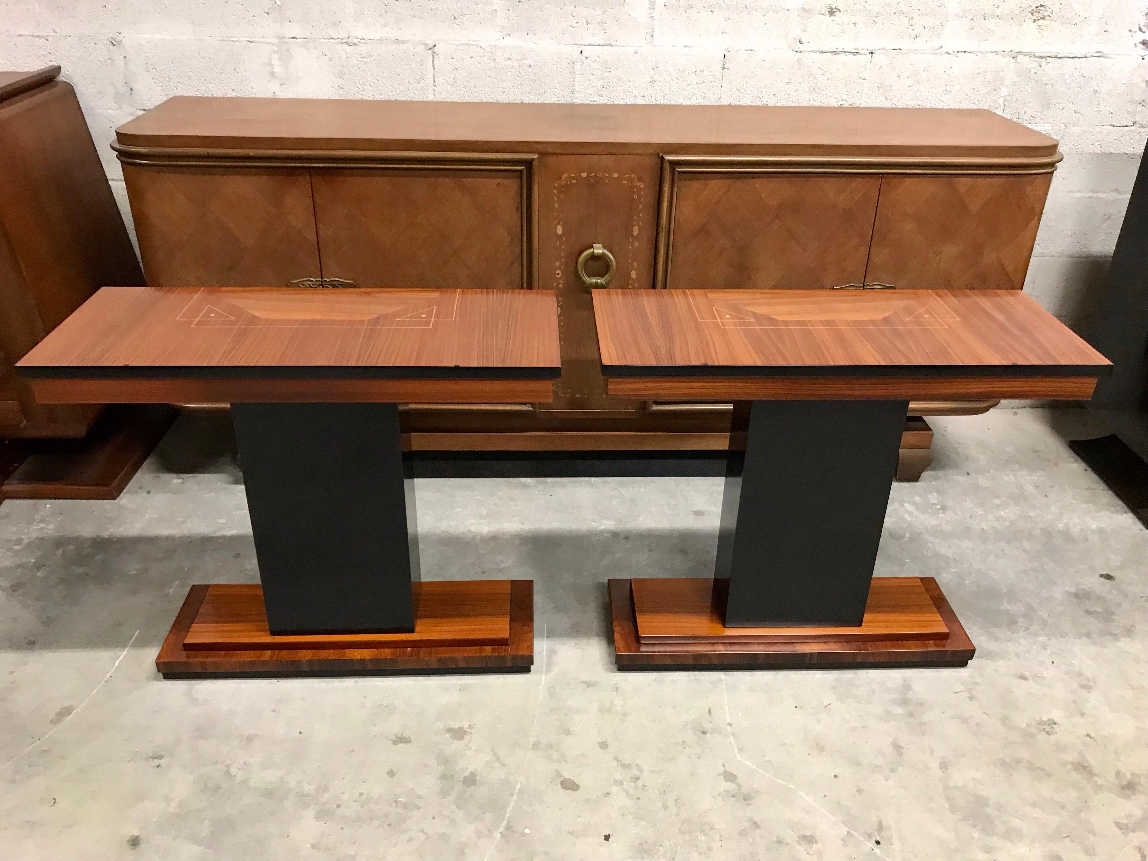 Pair of French Art Deco Exotic Macassar Console Table 1940s In Good Condition In Hialeah, FL