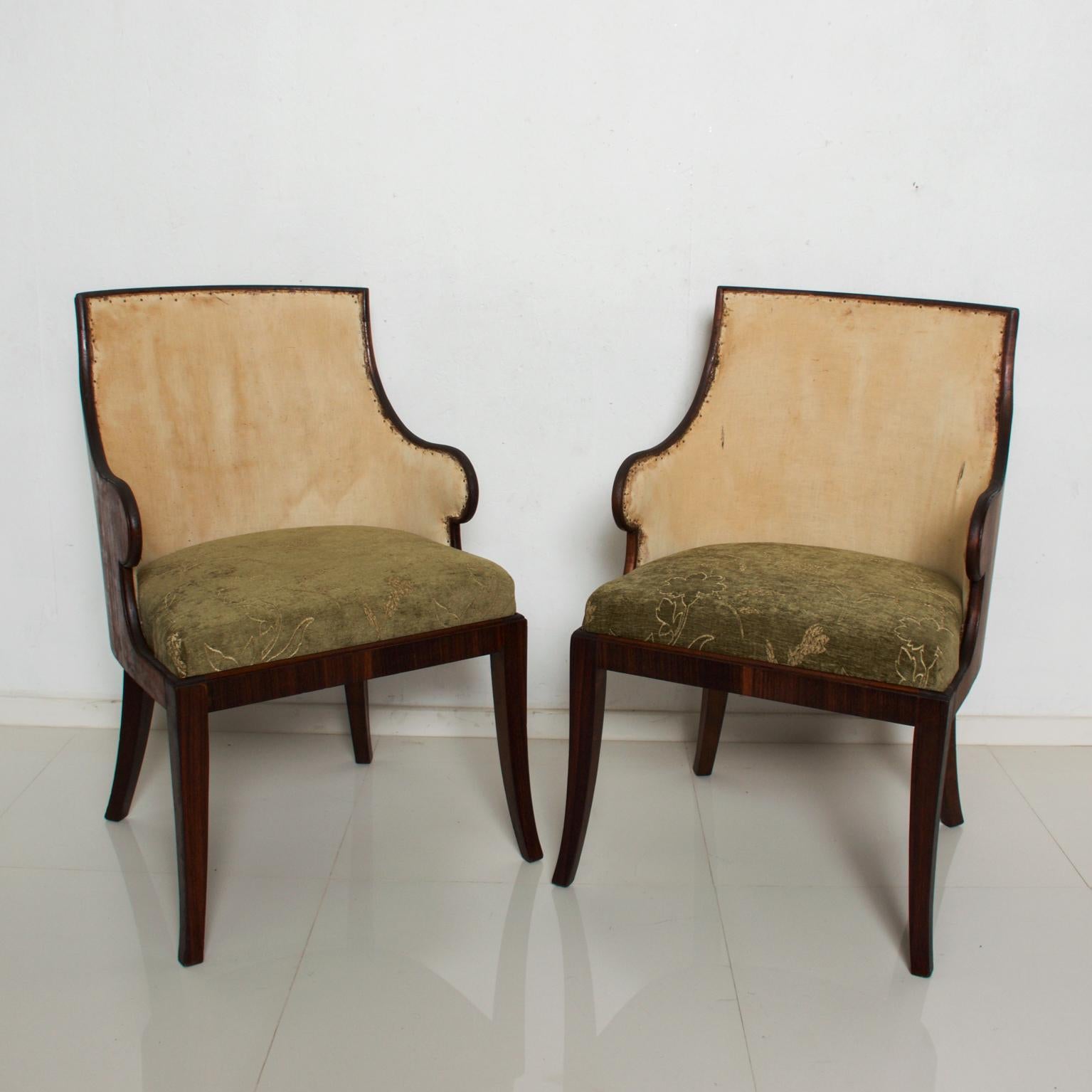 1940s French Art Deco Sculptural Pair of Rosewood Armchairs Style Gilbert Rohde In Good Condition In Chula Vista, CA