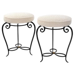 Paire de tabourets Art Déco en fer forgé Bouclé blanc France années 1930