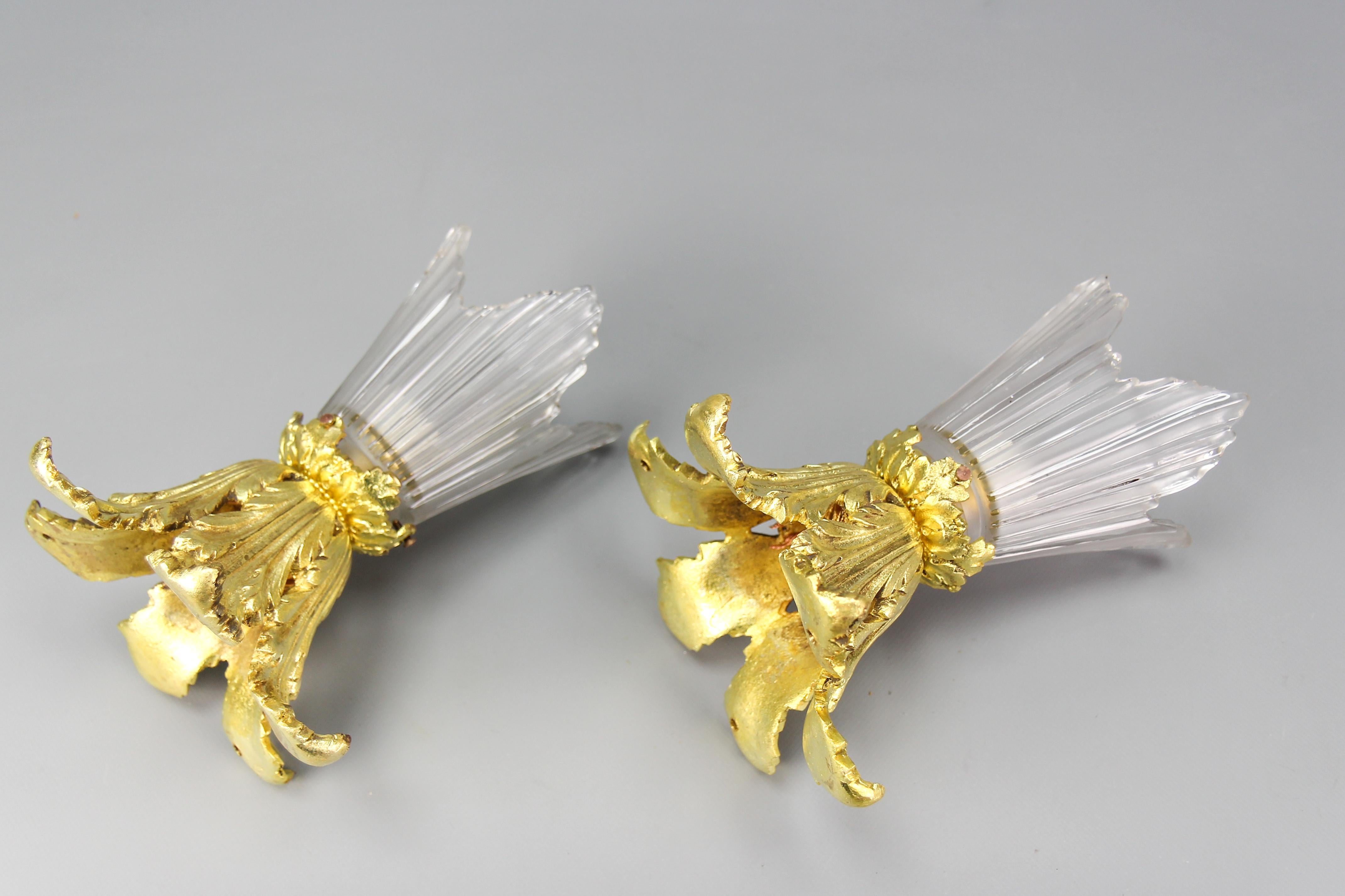 Pair of French Art Deco Gilt Bronze and Clear Glass Ceiling Lights, 1920s For Sale 13