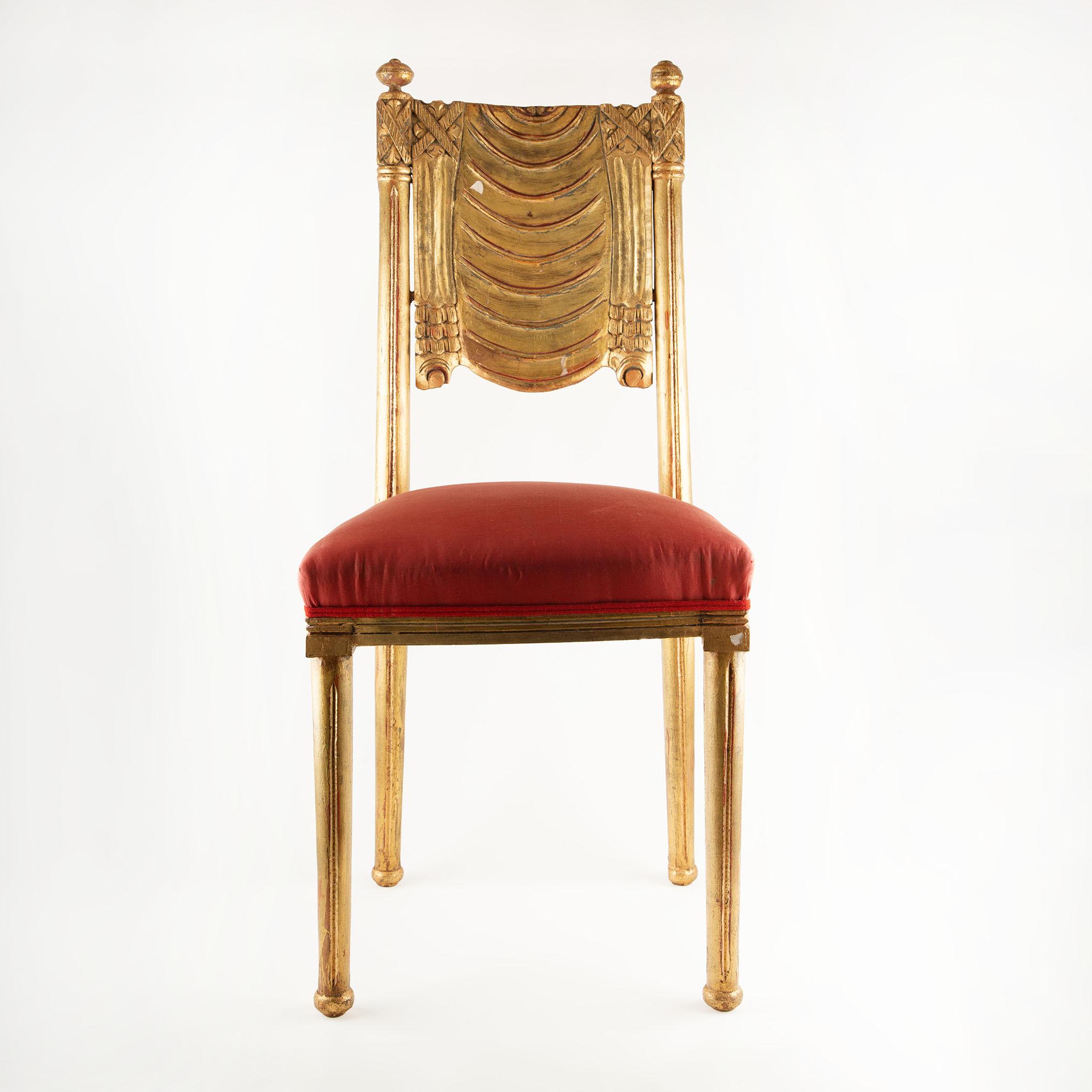 Pair of French Art Deco Gilt Chairs with Red Silk Upholstery In Excellent Condition For Sale In New York, NY