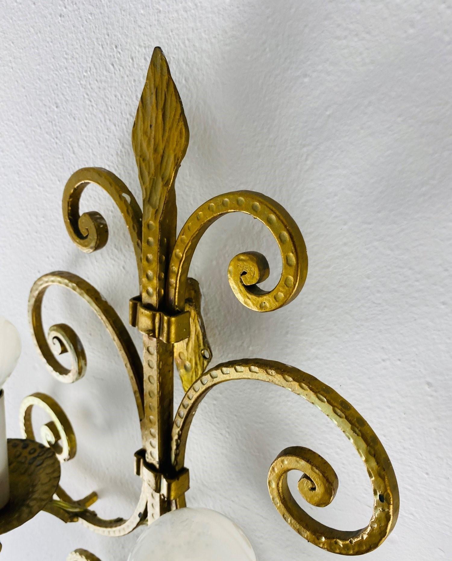 Pair of French Wrought Iron Two-light Wall Sconces, 1930s For Sale 1