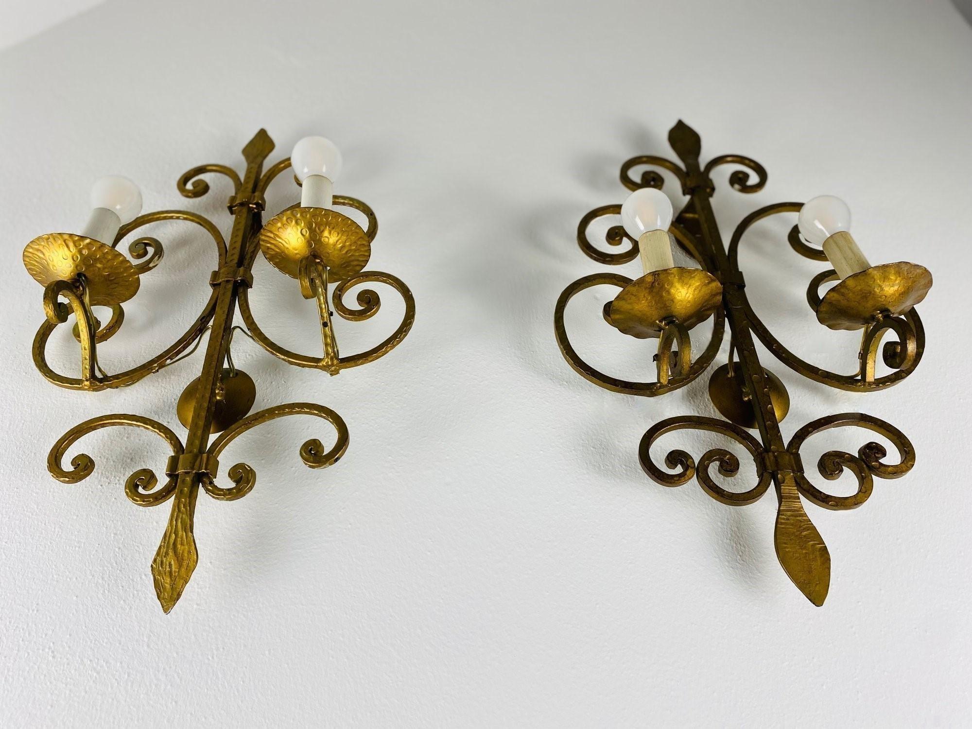 Pair of French Wrought Iron Two-light Wall Sconces, 1930s For Sale 3