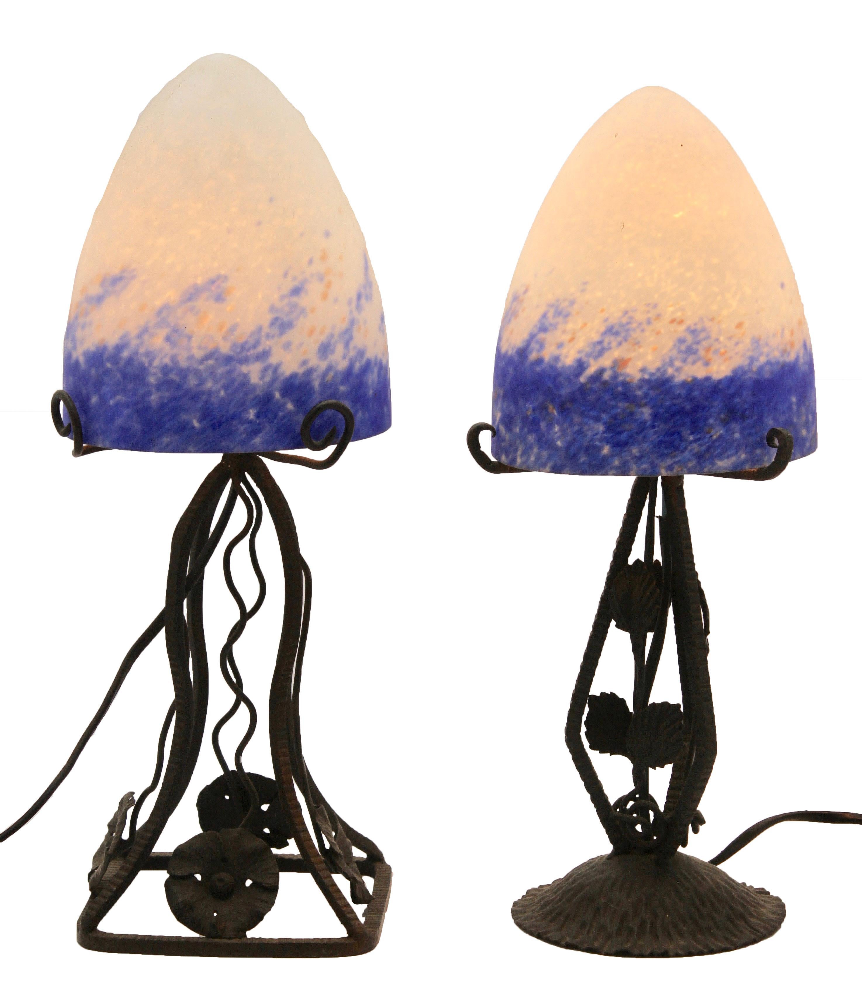 Hand-Crafted Pair of French Art Deco Lamps in Wrought Iron with Colored Glass Shades Signed For Sale