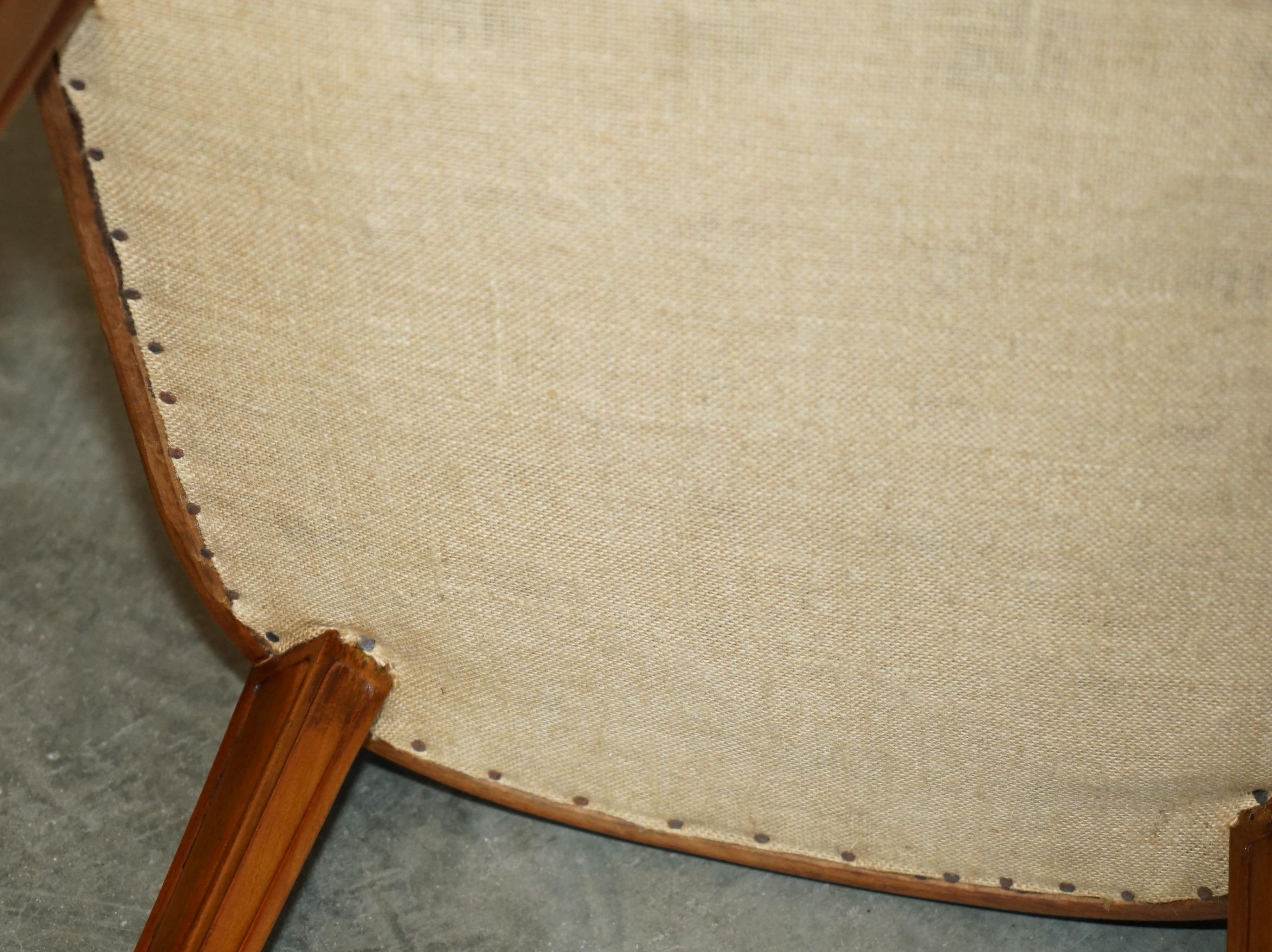 PAiR OF FRENCH ART DECO LEON JALLOT ART NOUVEAU WALNUT ARMCHAIRS PART OF A SUITE For Sale 4