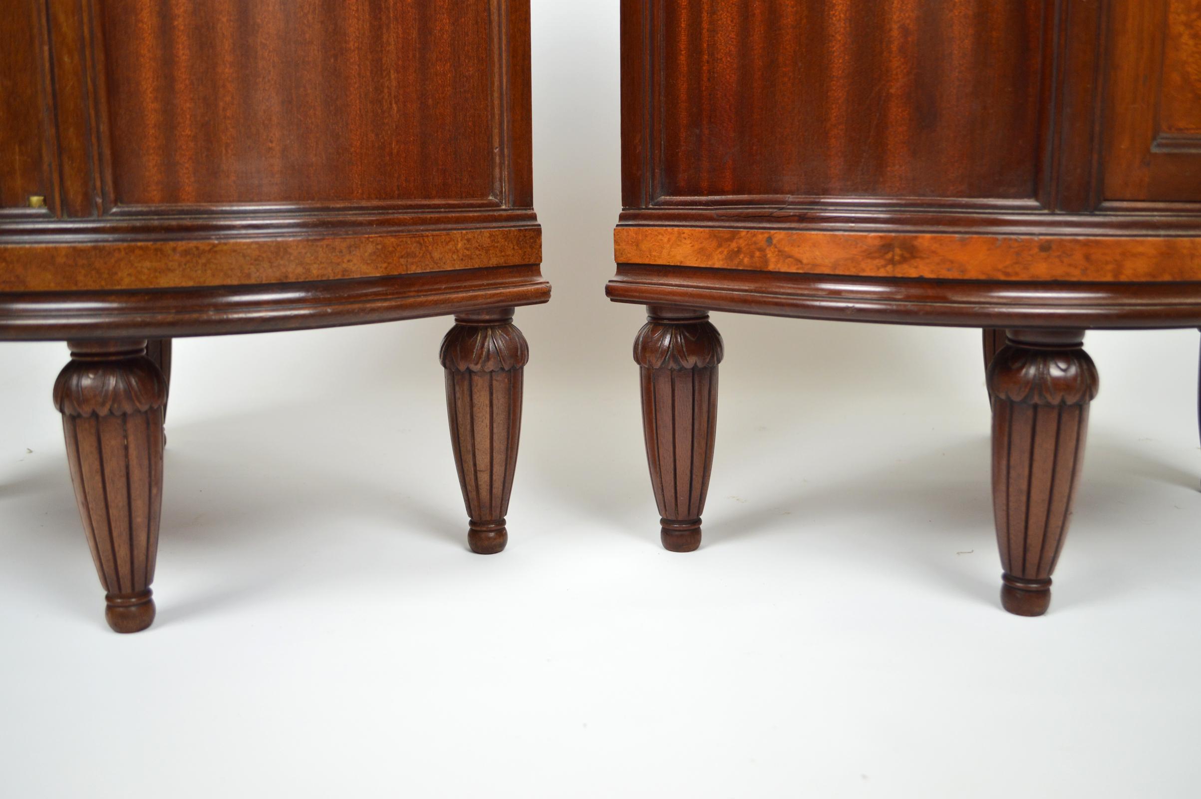 Bronze Pair of French Art Deco Mahogany Bedside Tables Nightstands, 1920s For Sale