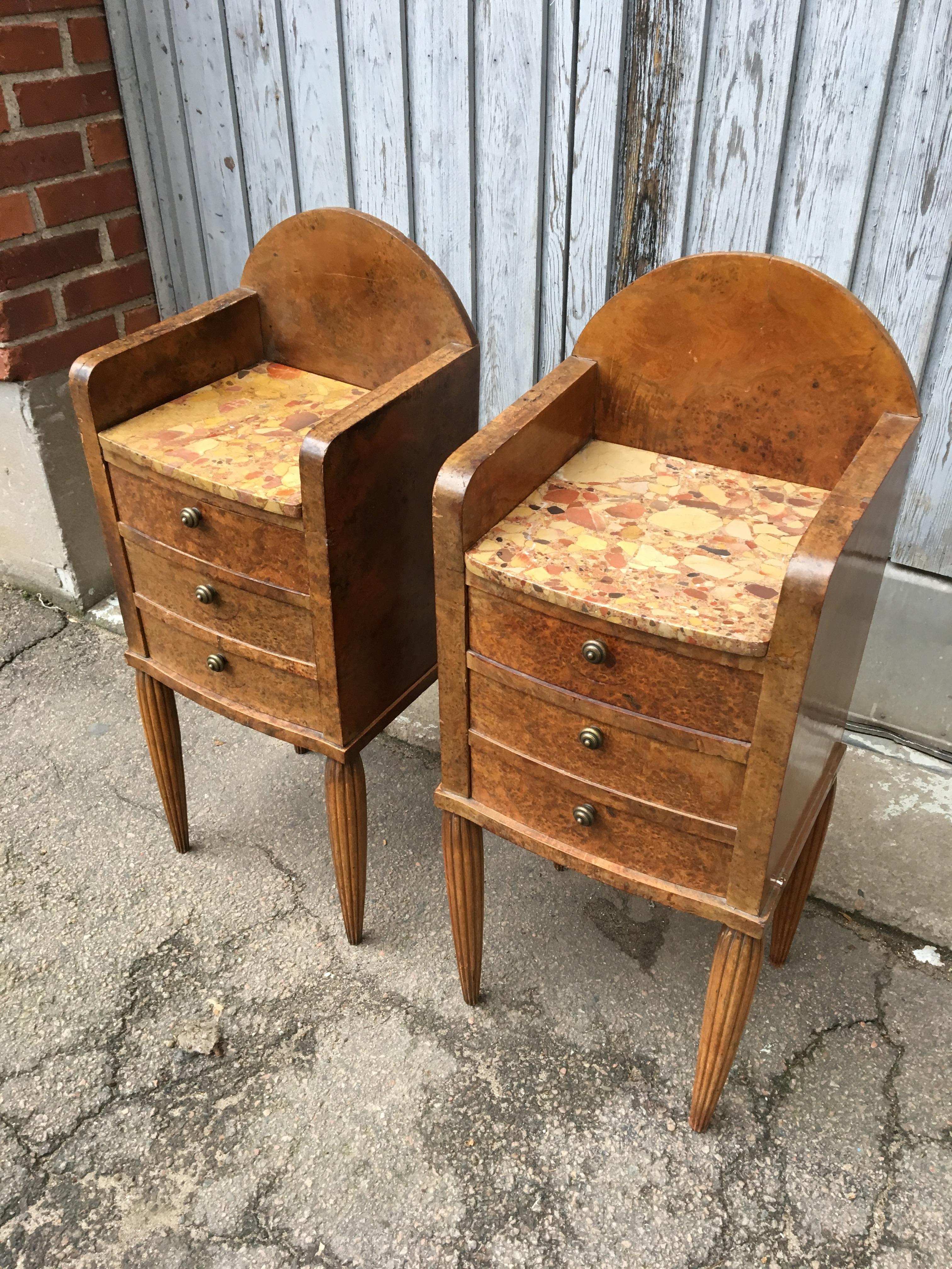 Pair Of French Art Deco Marble-Top And Burlwood Night Stands For Sale 8