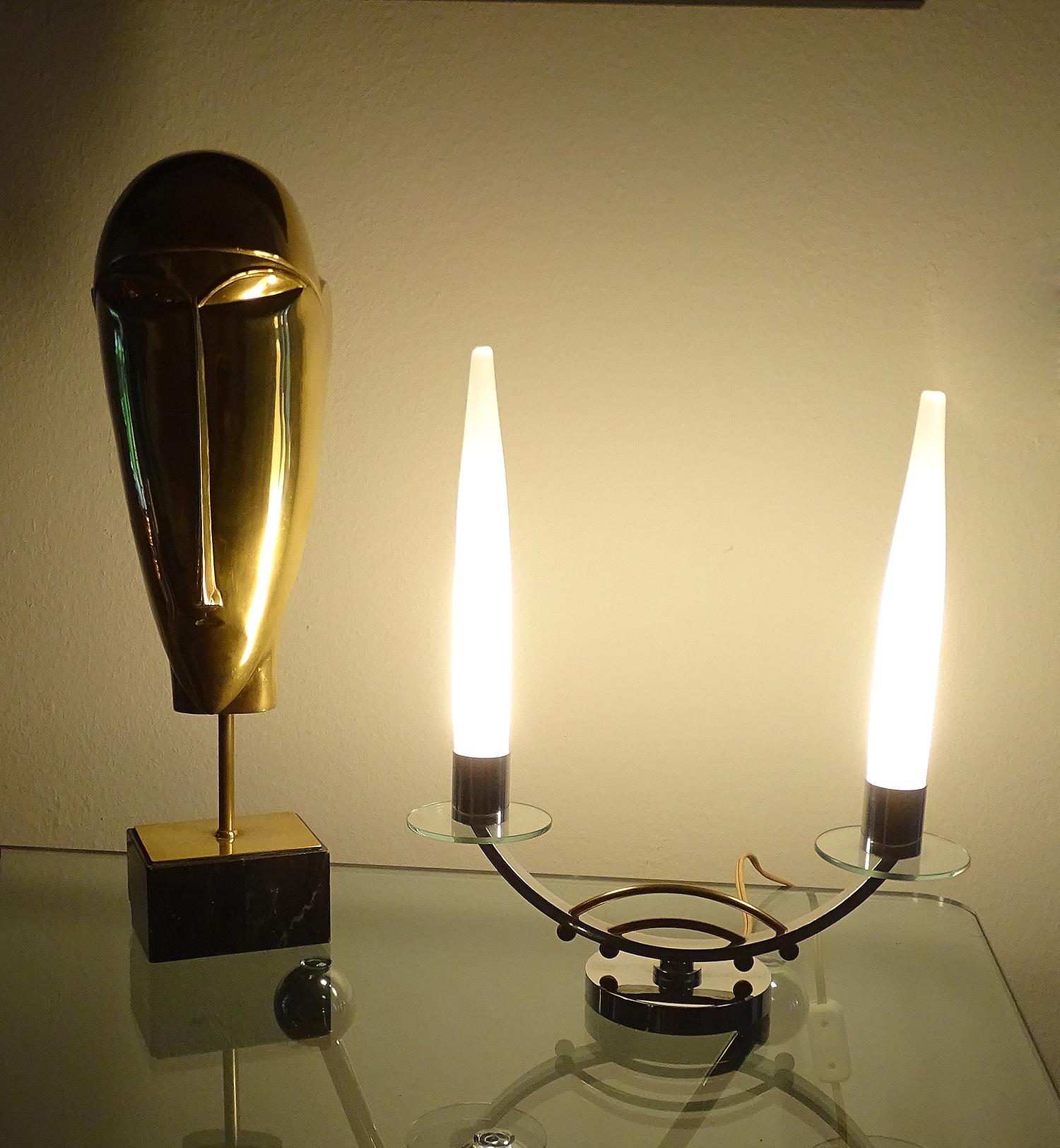 Pair of French Art Deco Modernist Table Uplighter Lamps, Chrome Glass Lights In Good Condition For Sale In Bremen, DE