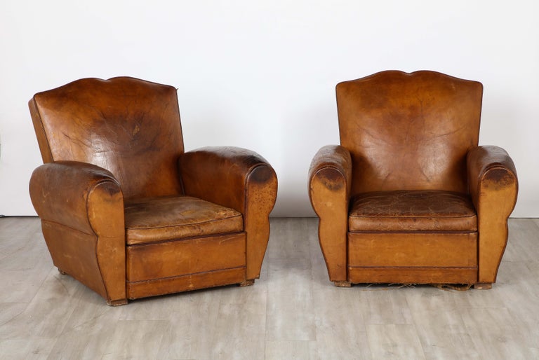 Pair of French Art Deco 'Moustache' Leather Club Chairs, Paris, circa 1920  3